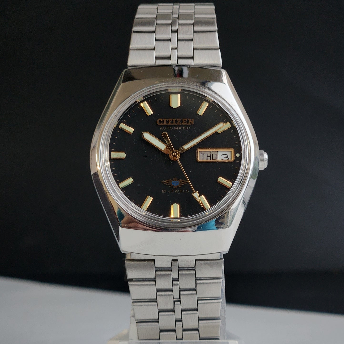 Vintage 1983 Original Citizen Automatic 8200 Black Face 21 Jewels Day-Date Japanese Men's Wrist Watch EA17