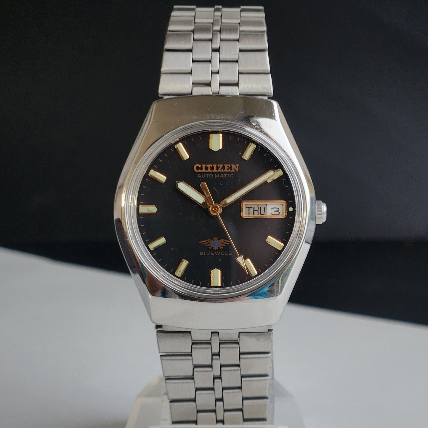Vintage 1983 Original Citizen Automatic 8200 Black Face 21 Jewels Day-Date Japanese Men's Wrist Watch EA17