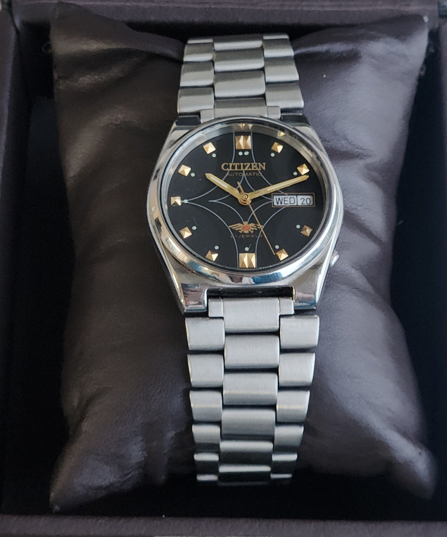 Vintage 1978 Original Citizen Automatic 8200 Black Face 21 Jewels Day-Date Japanese Men's Wrist Watch EA18