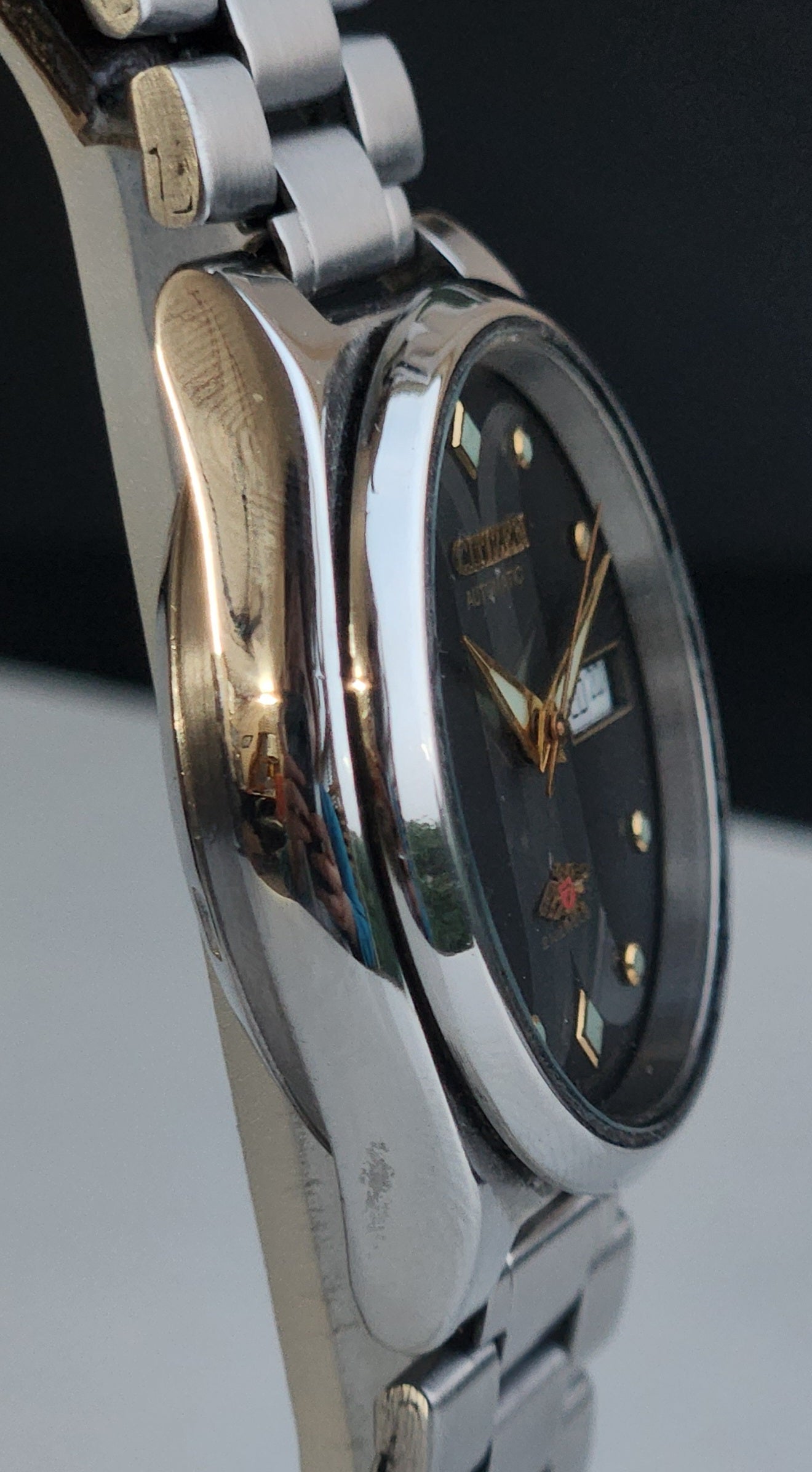 Vintage 1978 Original Citizen Automatic 8200 Black Face 21 Jewels Day-Date Japanese Men's Wrist Watch EA20