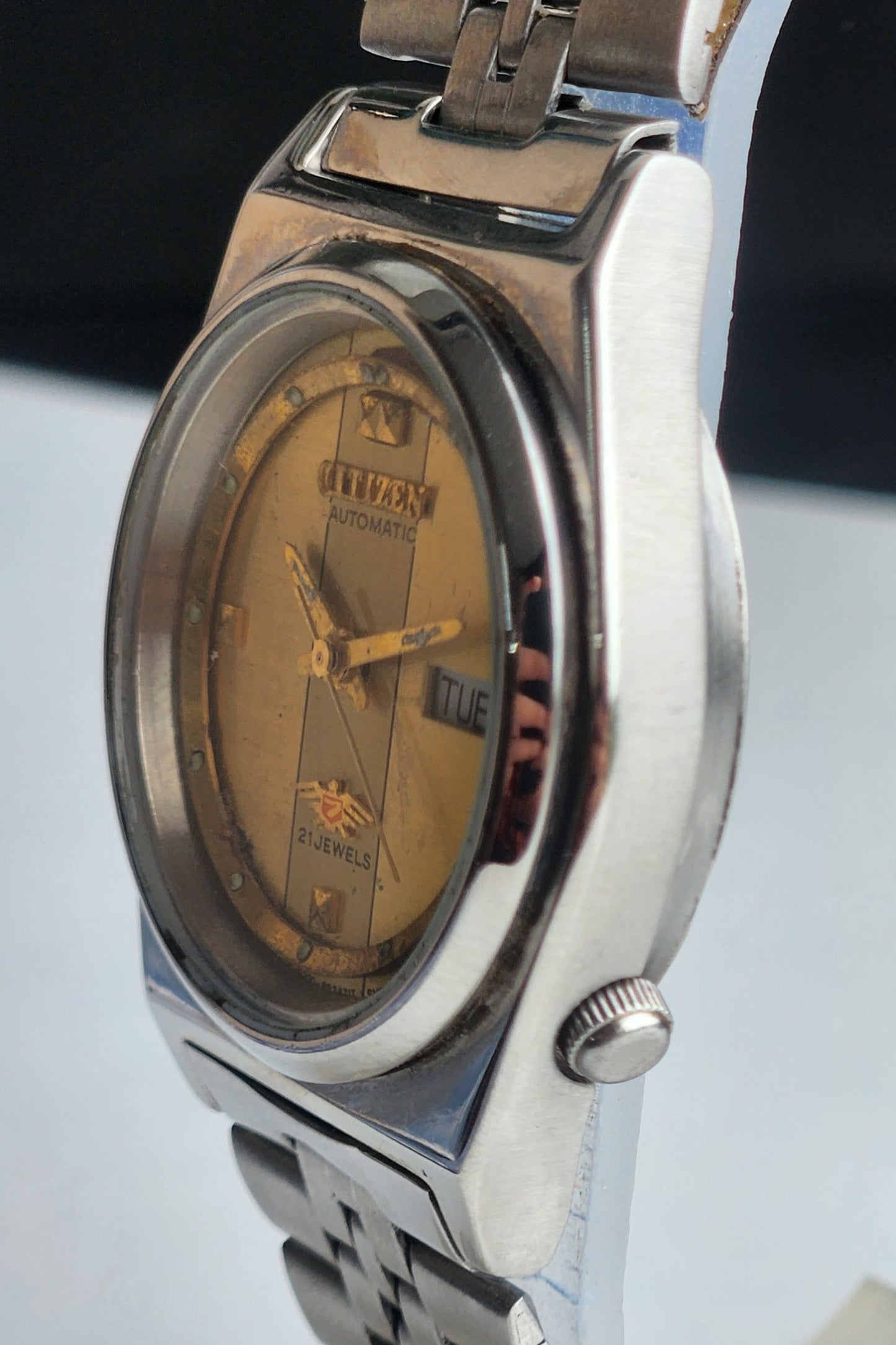 Vintage 1981 Original Citizen Automatic 8200 Golden Face 21 Jewels Day-Date Japanese Men's Wrist Watch EA21