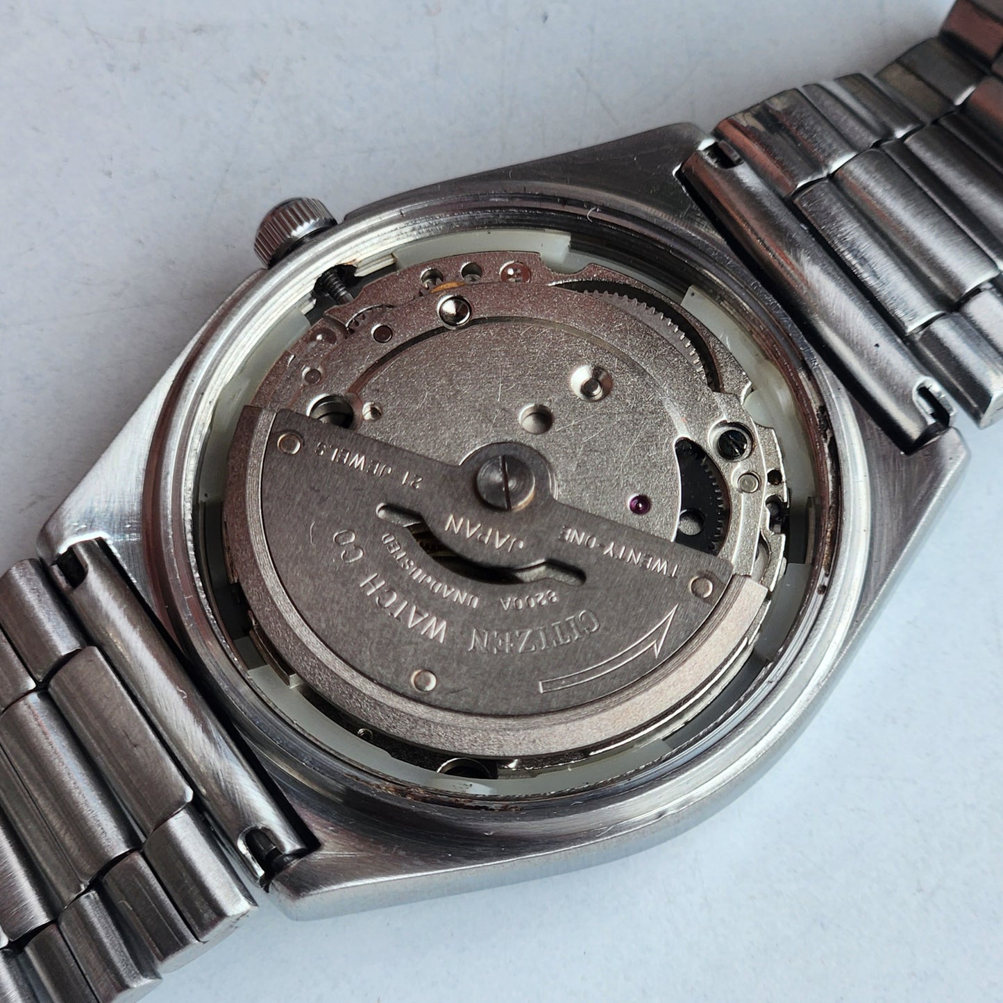 Vintage 1982 Original Citizen Automatic 8200 Grey Face 21 Jewels Day-Date Japanese Men's Wrist Watch EA23