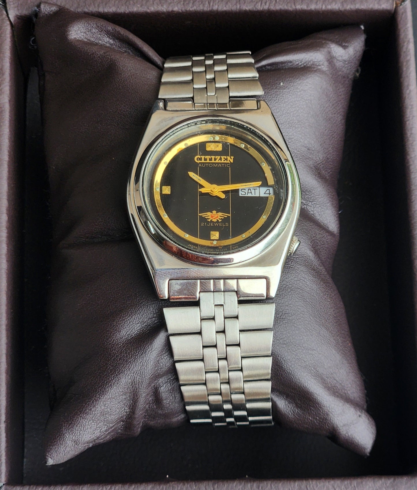 Vintage 1977 Original Citizen Automatic 8200 Black Face 21 Jewels Day-Date Japanese Men's Wrist Watch EA24