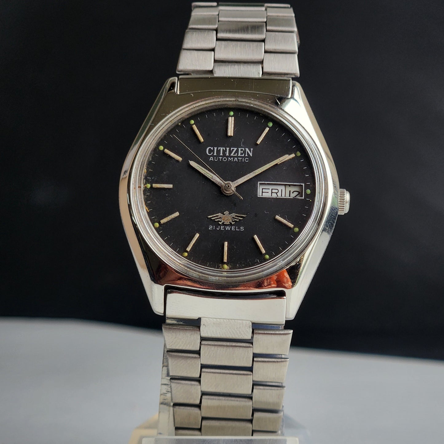 Vintage 1979 Original Citizen Automatic 8200 Face Face 21 Jewels Day-Date Japanese Men's Wrist Watch EA27
