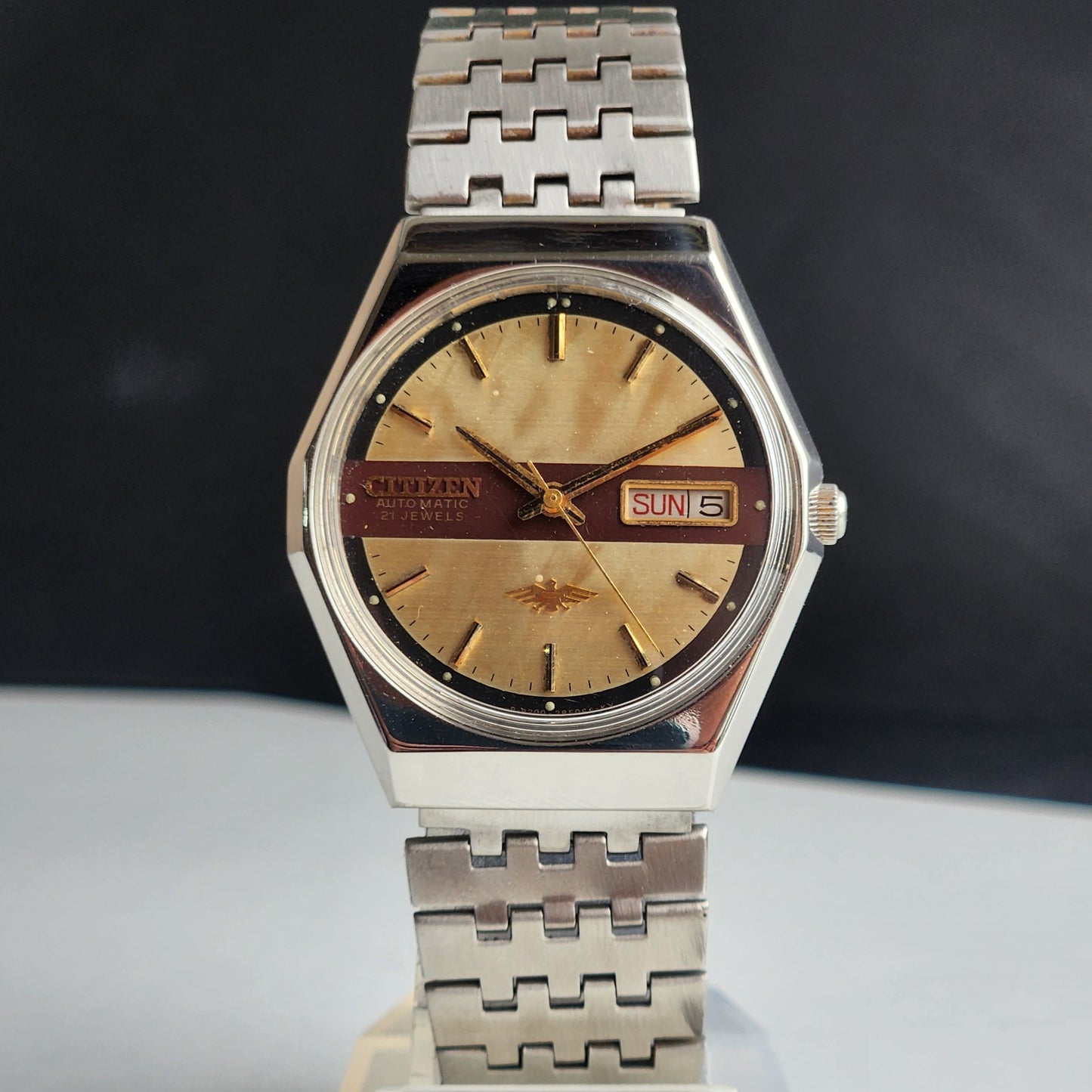 Vintage 1983 Original Citizen Automatic 8200 Golden Face 21 Jewels Day-Date Japanese Men's Wrist Watch EA28