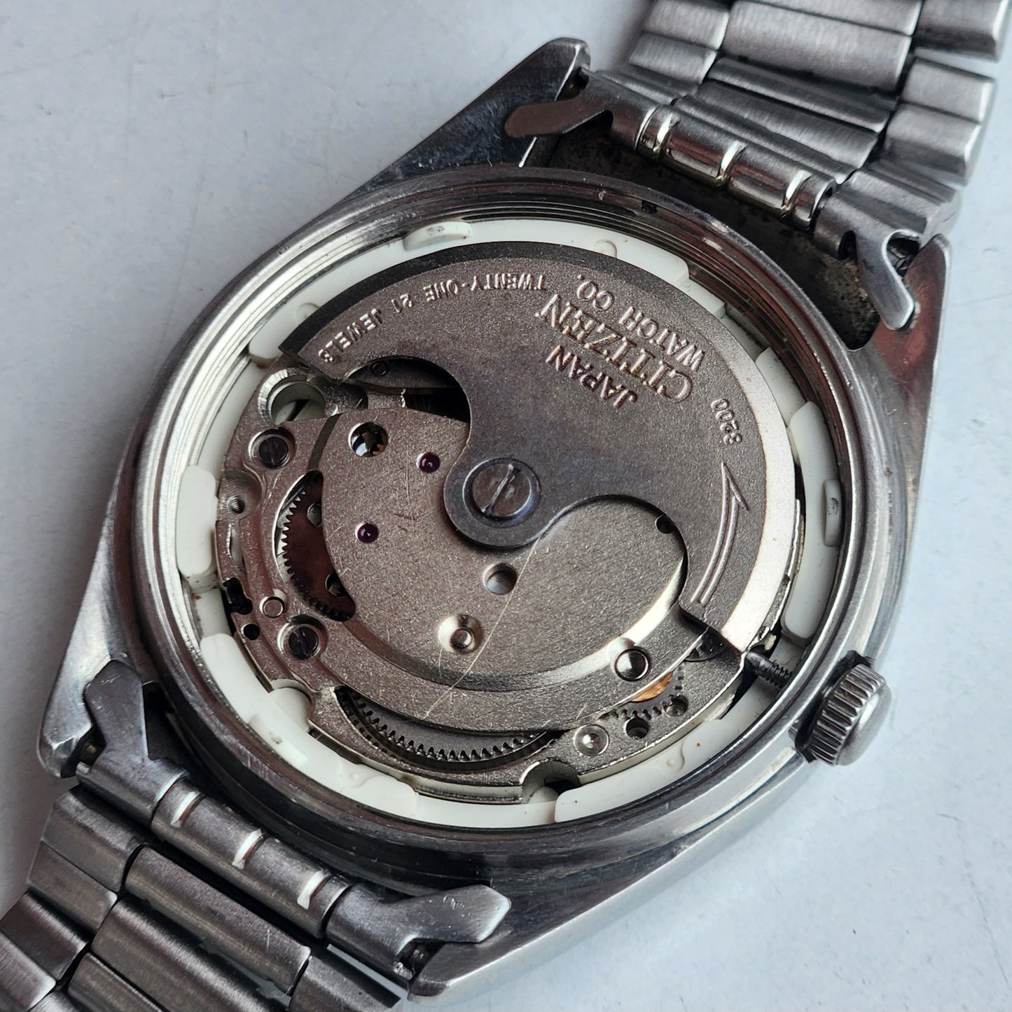Vintage 1978 Original Citizen Automatic 8200 Black Face 21 Jewels Day-Date Japanese Men's Wrist Watch EA31