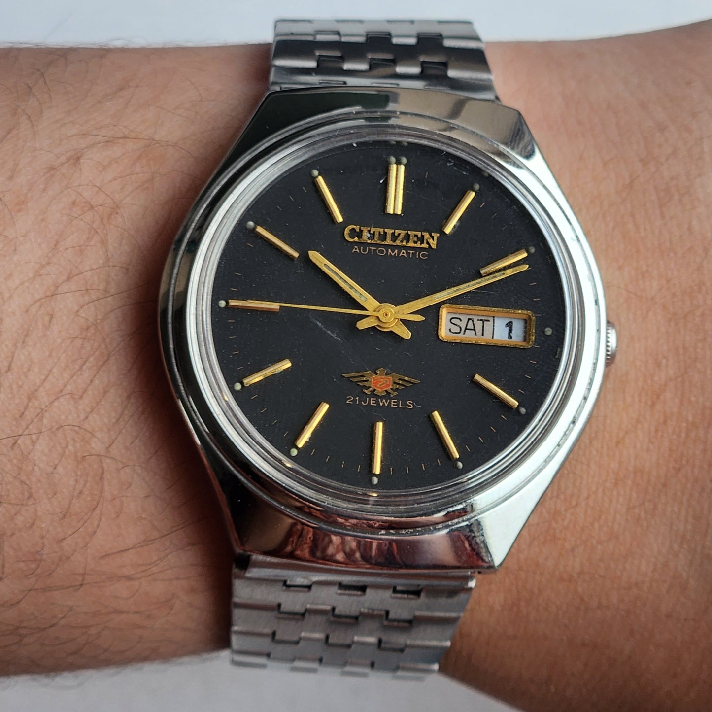 Vintage 1982 Original Citizen Automatic 8200 White Face 21 Jewels Day-Date Japanese Men's Wrist Watch EA33