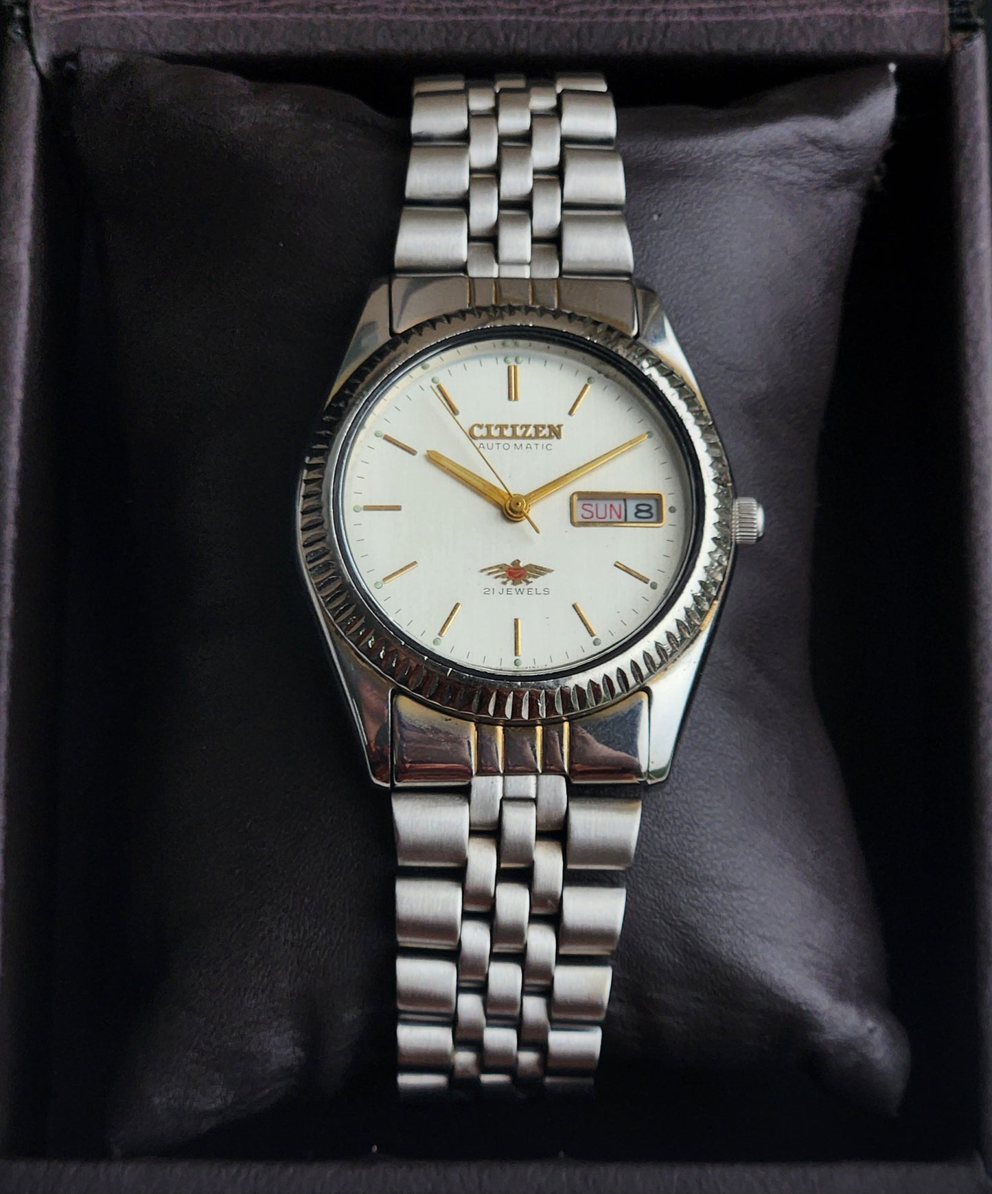 Vintage 1974 Original Citizen Automatic 8200 White Face 21 Jewels Day-Date Japanese Men's Wrist Watch EA34