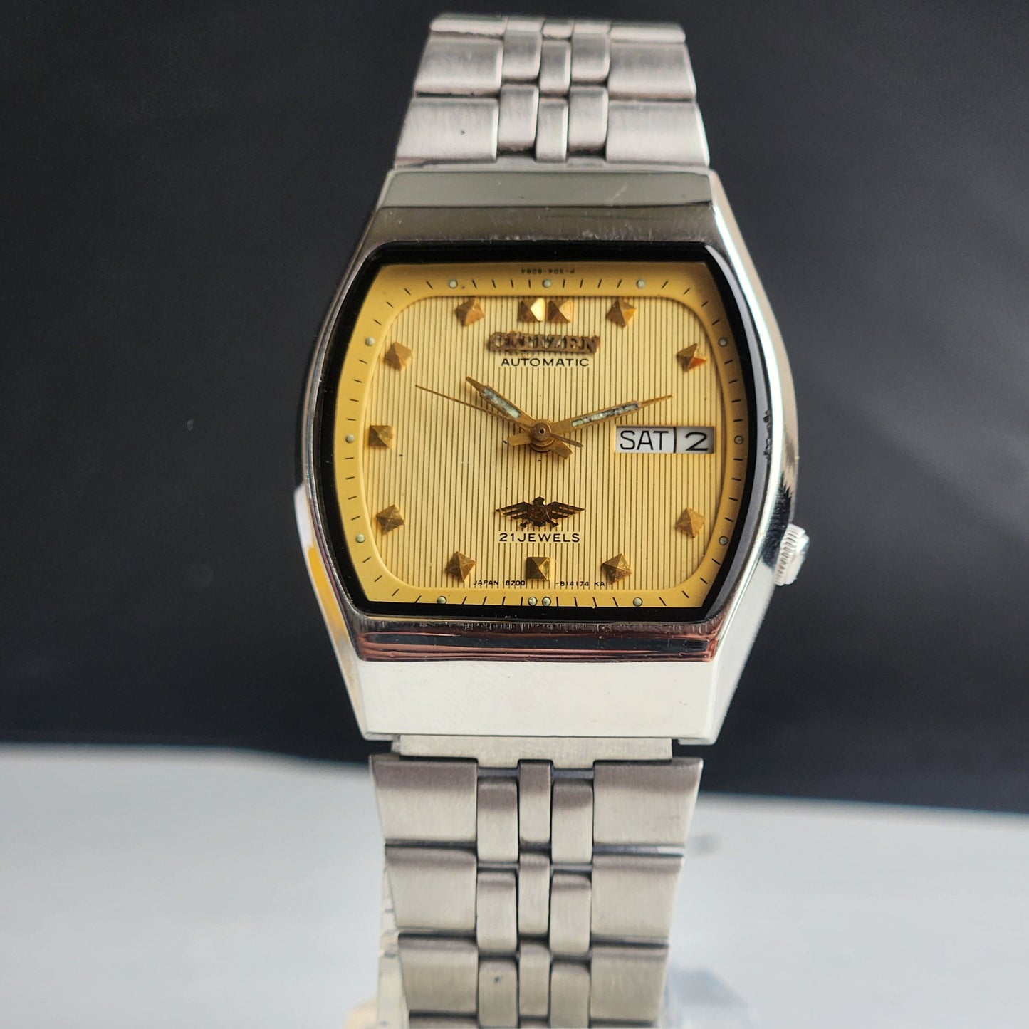 Vintage 1979 Original Citizen Automatic 8200 Golden Face 21 Jewels Day-Date Japanese Men's Wrist Watch EA36