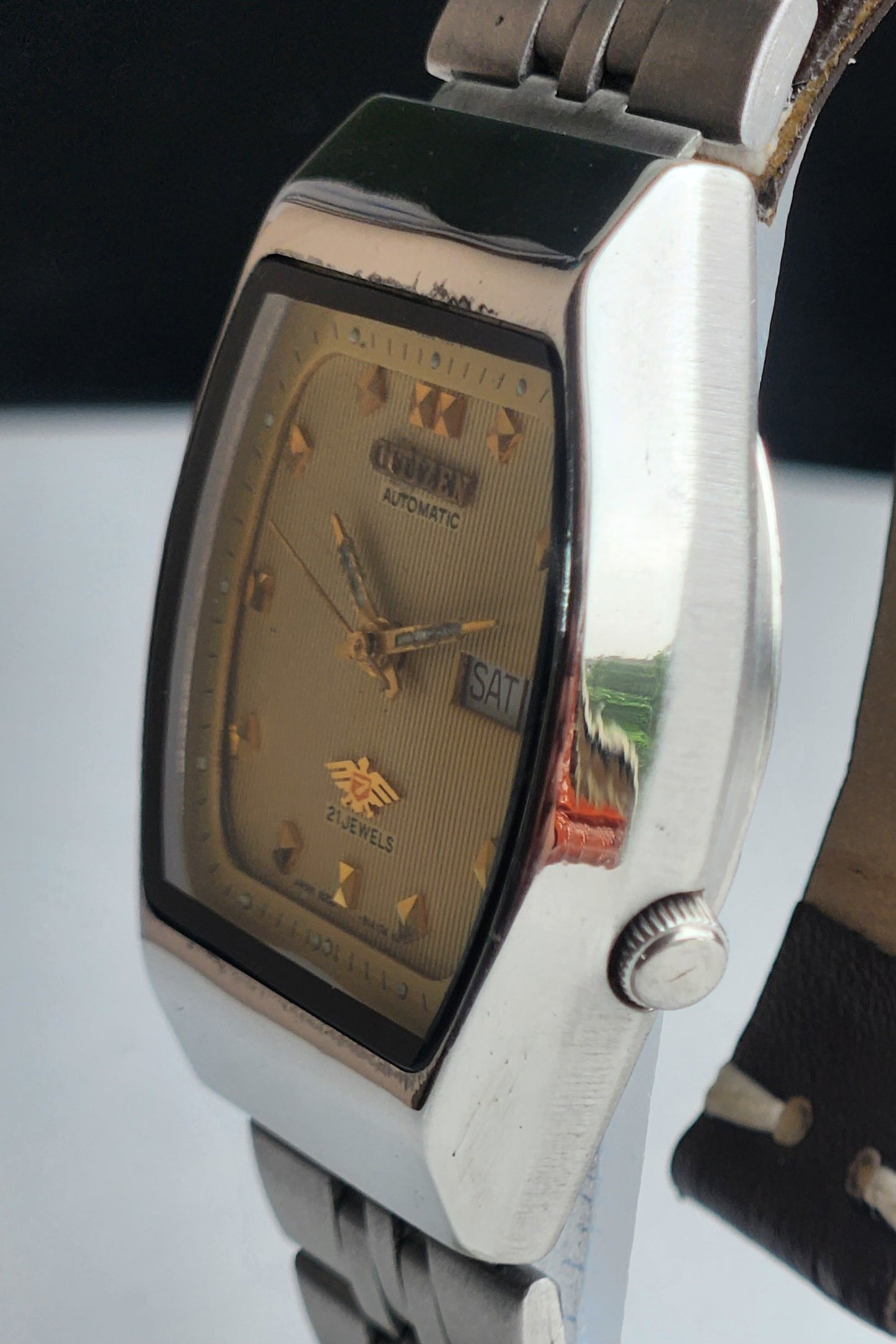 Vintage 1979 Original Citizen Automatic 8200 Golden Face 21 Jewels Day-Date Japanese Men's Wrist Watch EA36
