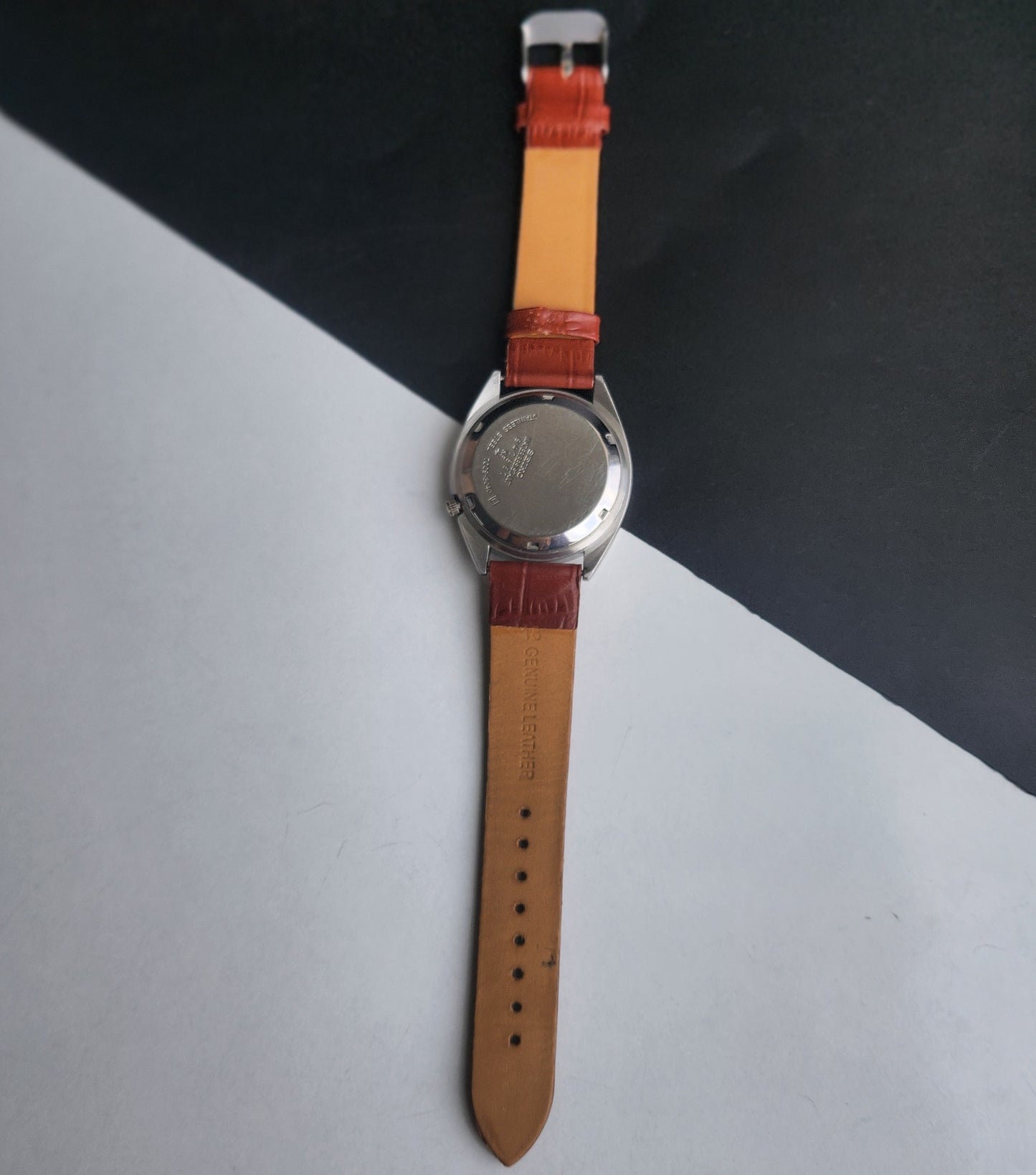 Vintage 1989 Original Seiko 5 Automatic 7009-3040 Blue Face 17 Jewels Tan Leather Strap Day-Date Japanese Men's Wrist Watch EG199