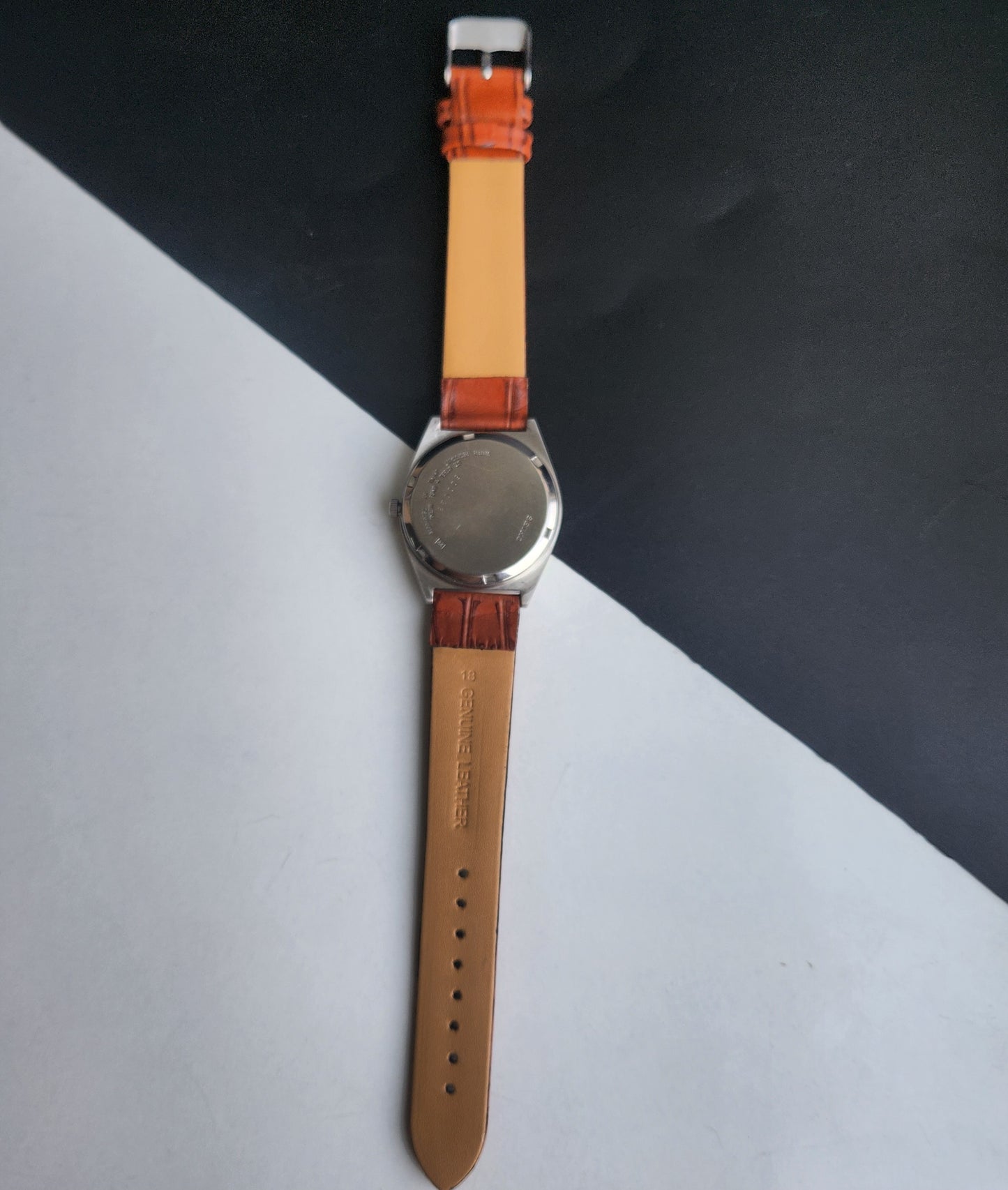 Vintage 1996 Original Seiko 5 Automatic 7S26-0070 White Face 21 Jewels Croco Tan Leather Strap Day-Date Japanese Men's Wrist Watch EG200