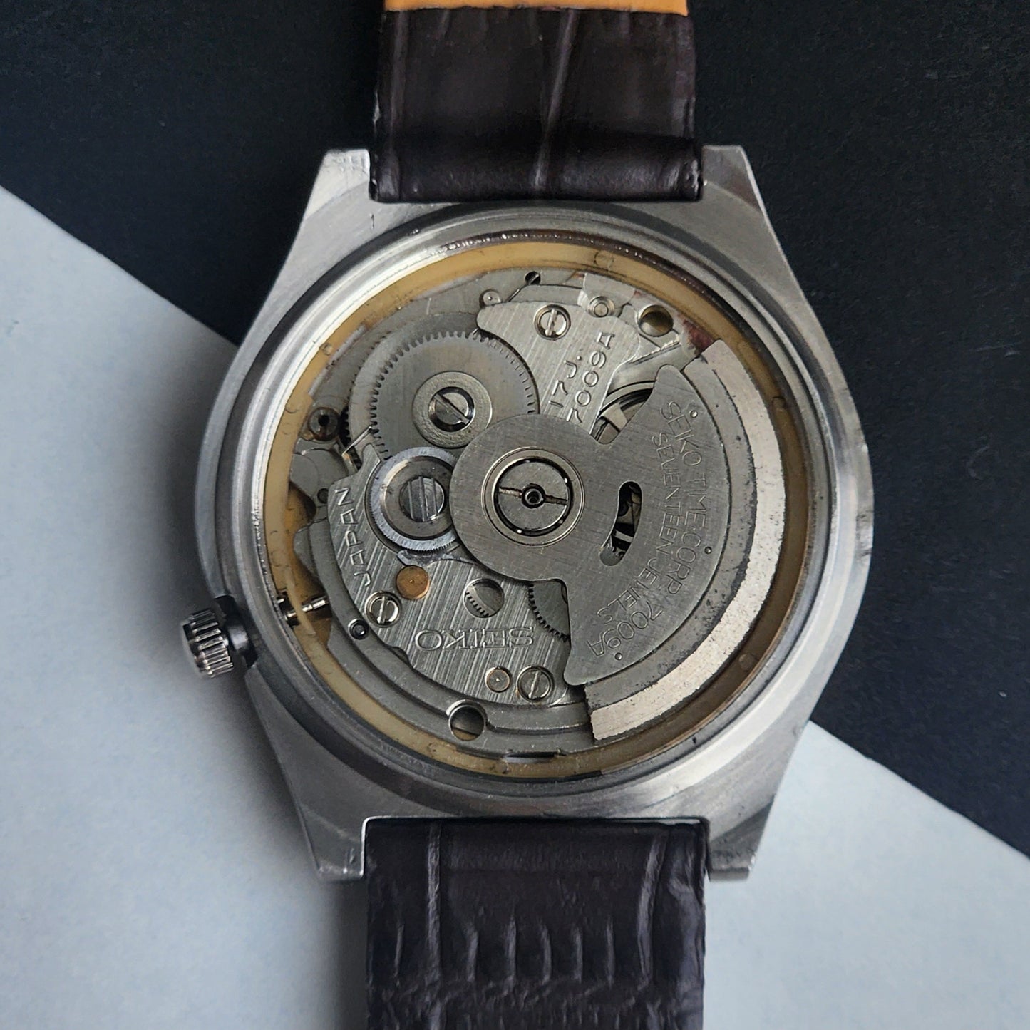 Vintage 1981 Original Seiko 5 Automatic 7009-3171 Golden Face 17 Jewels Brown Leather Strap Day-Date Japanese Men's Wrist Watch EG202