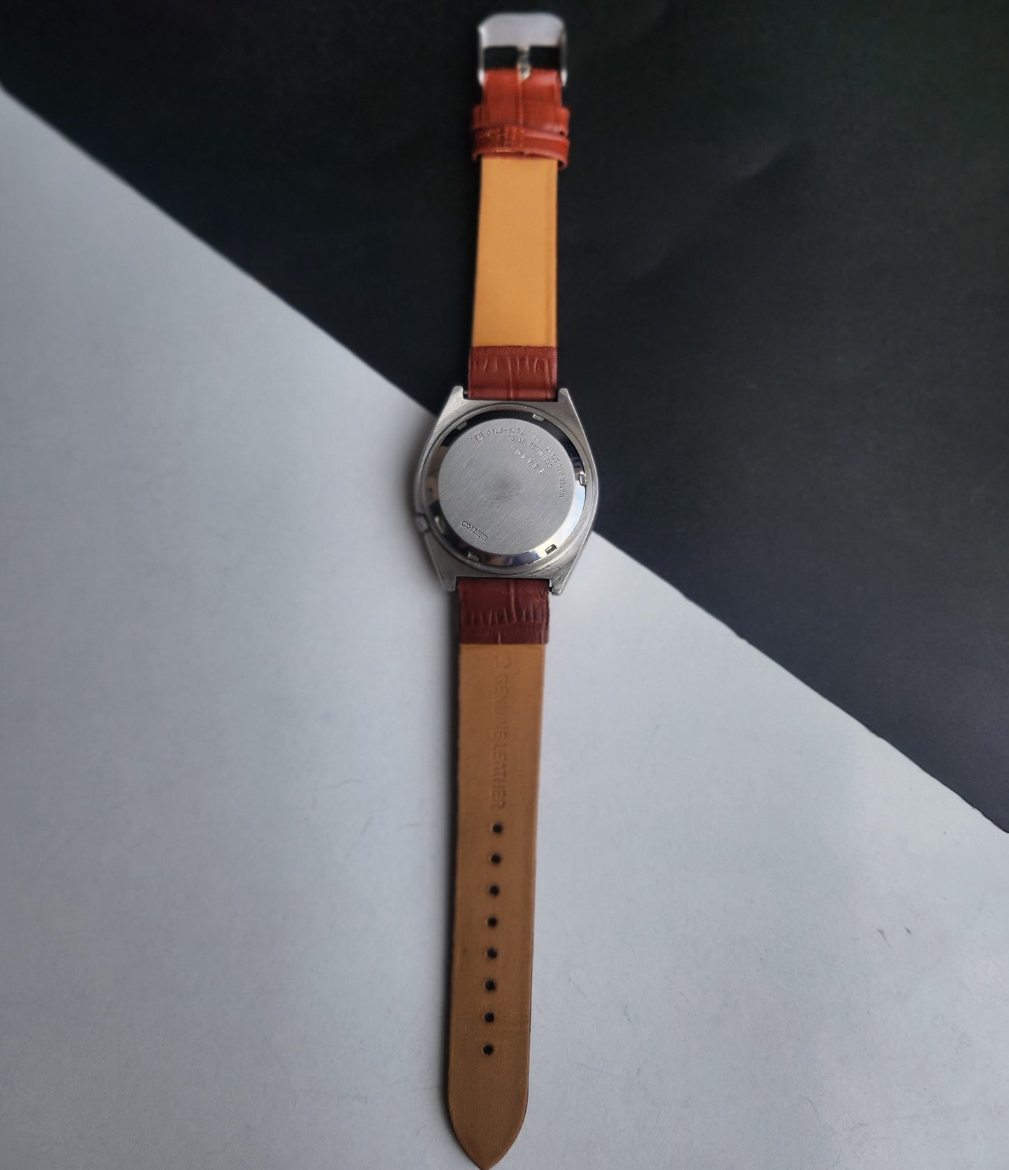 Vintage 1997 Original Seiko 5 Automatic 7S26-8760 Grey Face 21 Jewels Tan Leather Strap Day-Date Japanese Men's Wrist Watch EG204