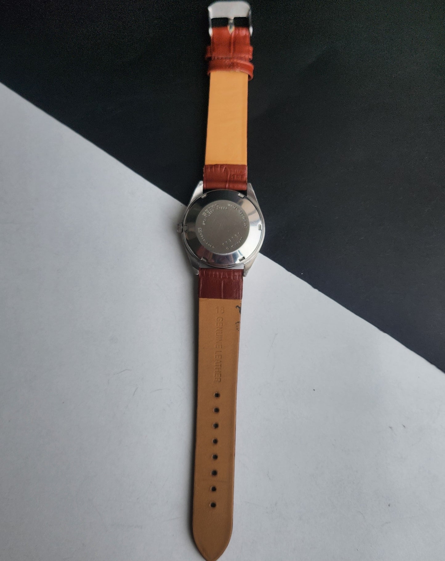 Vintage 1999 Original Seiko 5 Automatic 6309-6240 Grey Face 17 Jewels Tan Leather Strap Day-Date Japanese Men's Wrist Watch EG208
