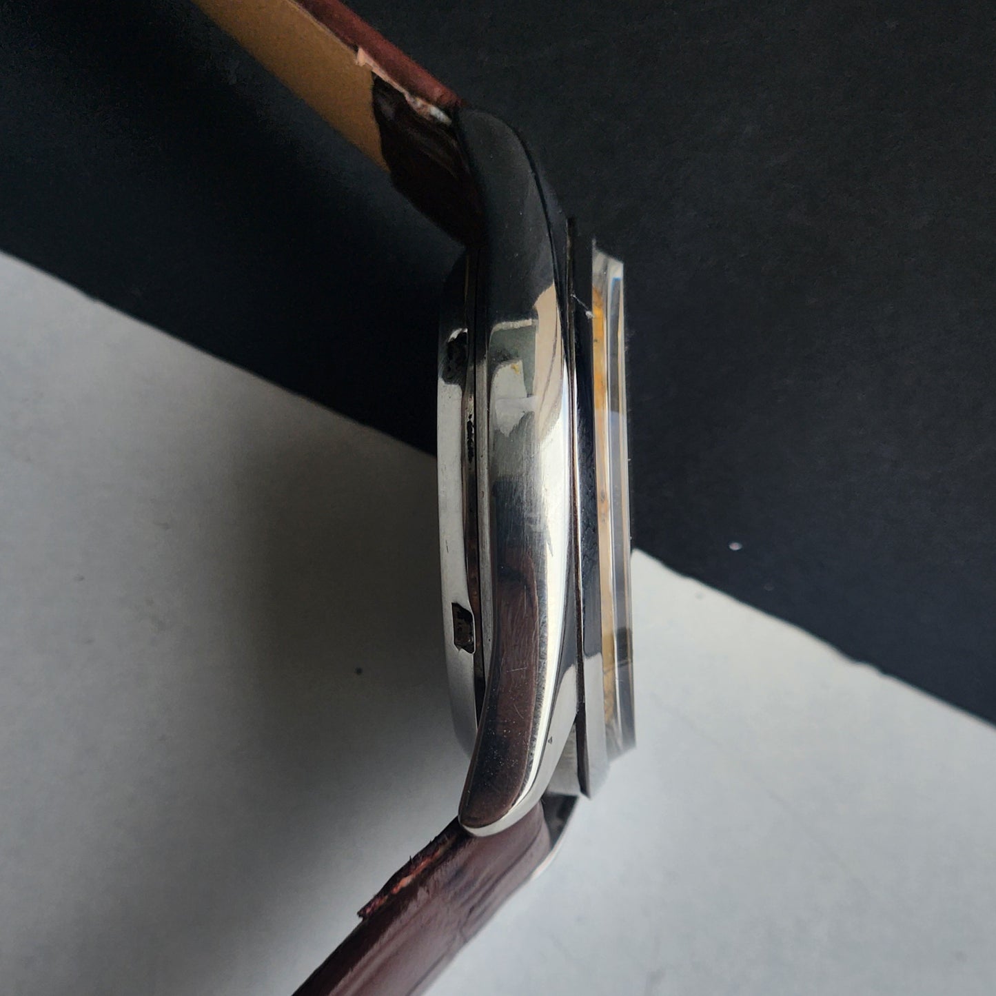 Vintage 1989 Original Seiko 5 Automatic 7009-821J Golden Face 17 Jewels Brown Leather Strap Day-Date Japanese Men's Wrist Watch EG209