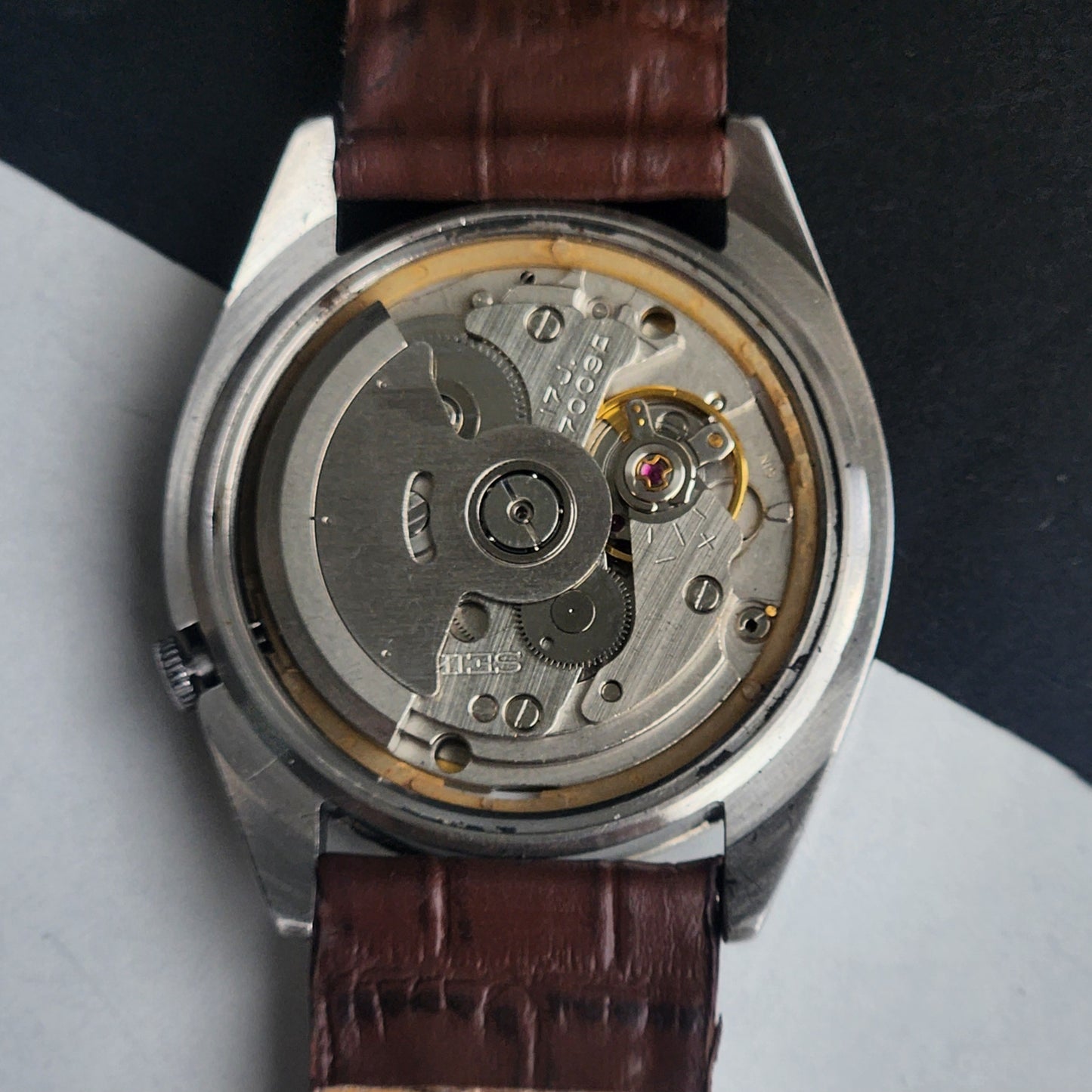 Vintage 1989 Original Seiko 5 Automatic 7009-821J Golden Face 17 Jewels Brown Leather Strap Day-Date Japanese Men's Wrist Watch EG209