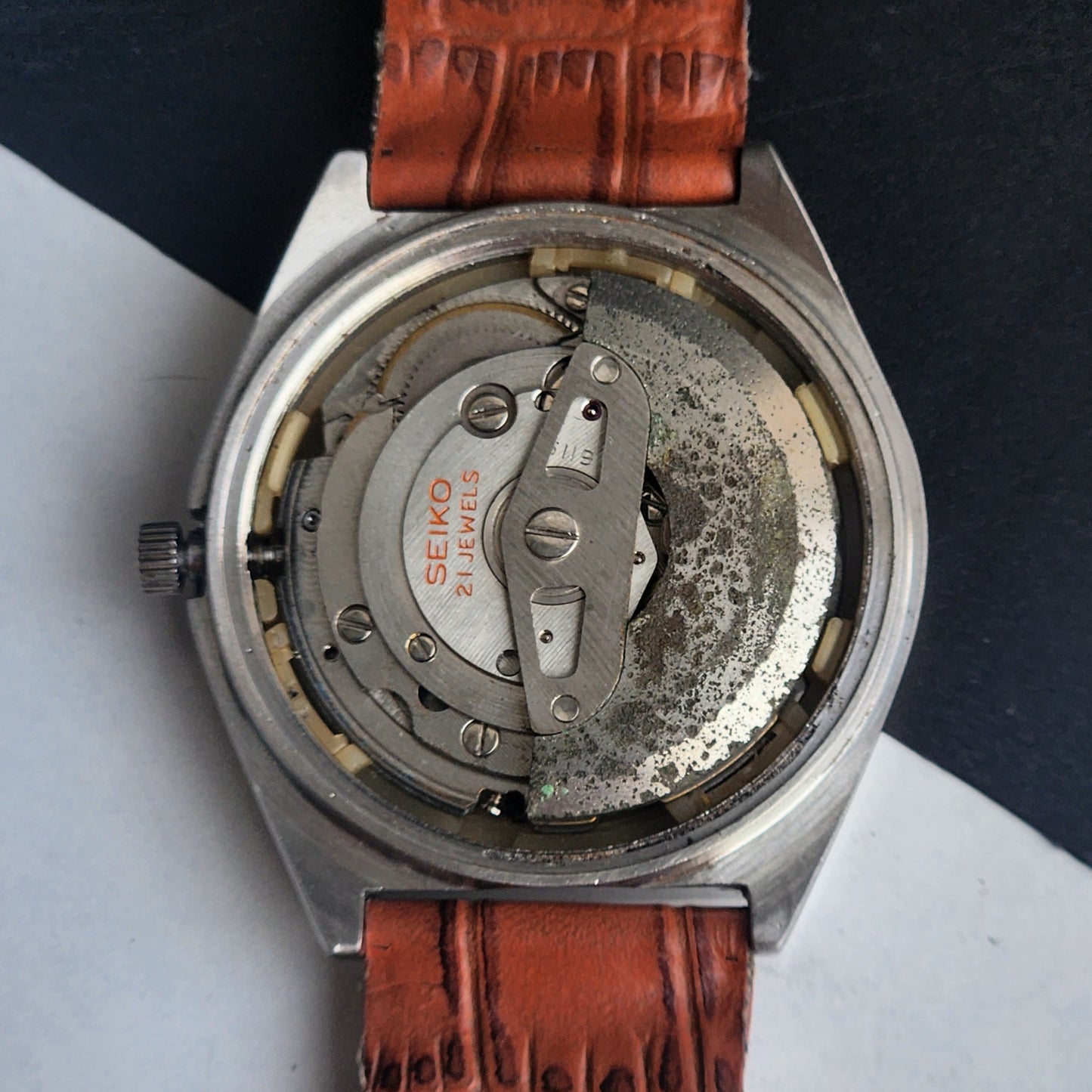 Vintage 1973 Original Seiko 5 Automatic 6119-7103 Black Face 17 Jewels Croco Tan Leather Strap Day-Date Japanese Men's Wrist Watch EG211