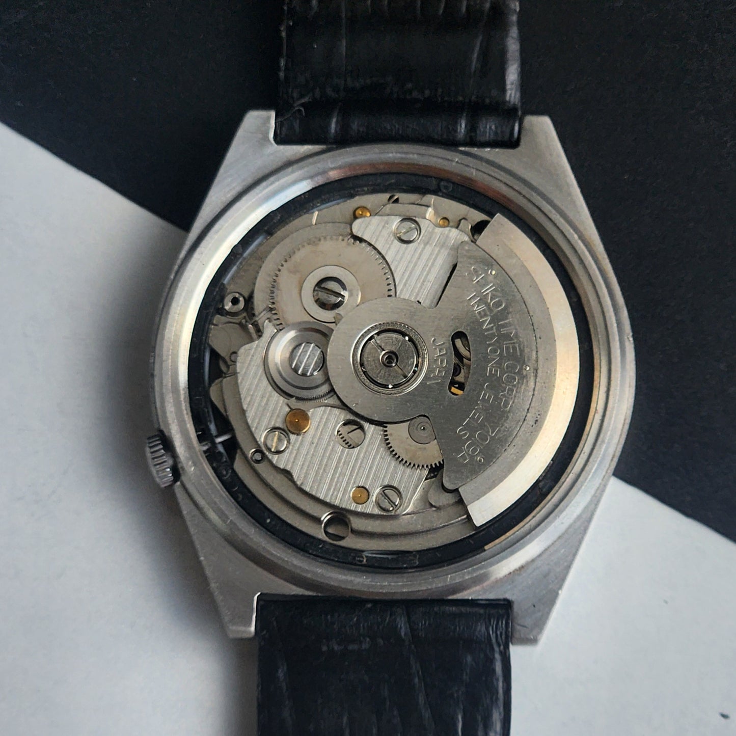 Vintage 1984 Original Seiko 5 Automatic 7019-8180 Black Face 17 Jewels Black Leather Strap Day-Date Japanese Men's Wrist Watch EG213