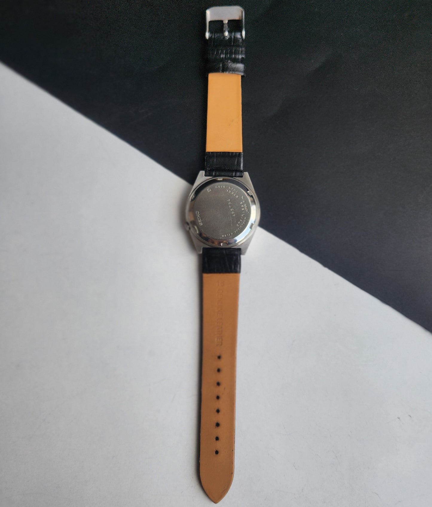 Vintage 1984 Original Seiko 5 Automatic 7019-8180 Black Face 17 Jewels Black Leather Strap Day-Date Japanese Men's Wrist Watch EG213