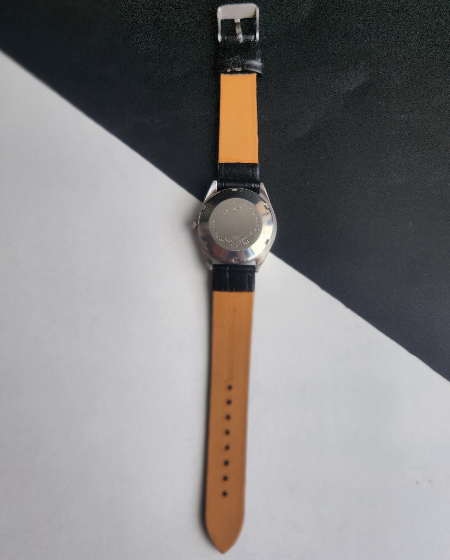 Vintage 1995 Original Seiko 5 Automatic 6309-6240 White Face 17 Jewels Black Leather Strap Day-Date Japanese Men's Wrist Watch EG216