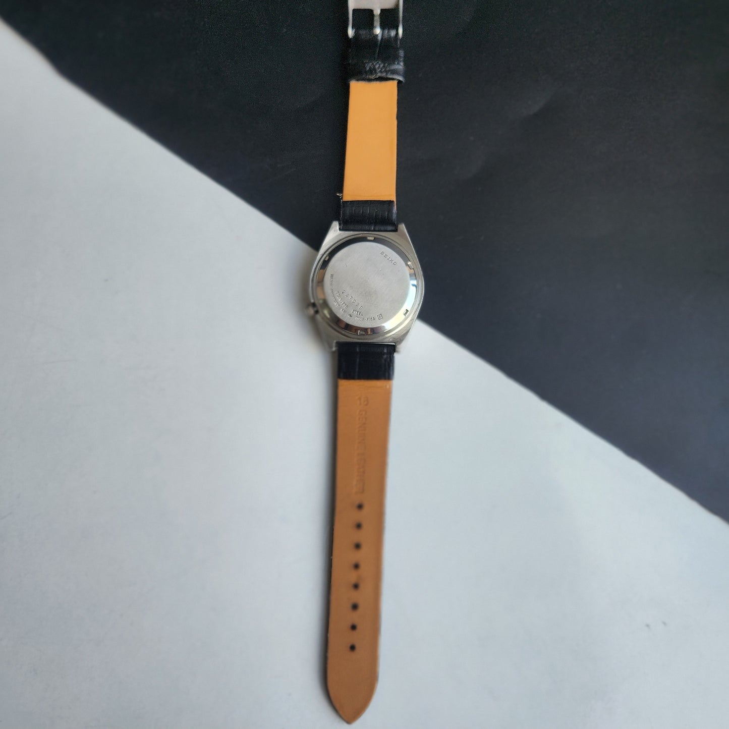 Vintage 1982 Original Seiko 5 Automatic 7009-876A Black Face 17 Jewels Black Leather Strap Day-Date Japanese Men's Wrist Watch EG214
