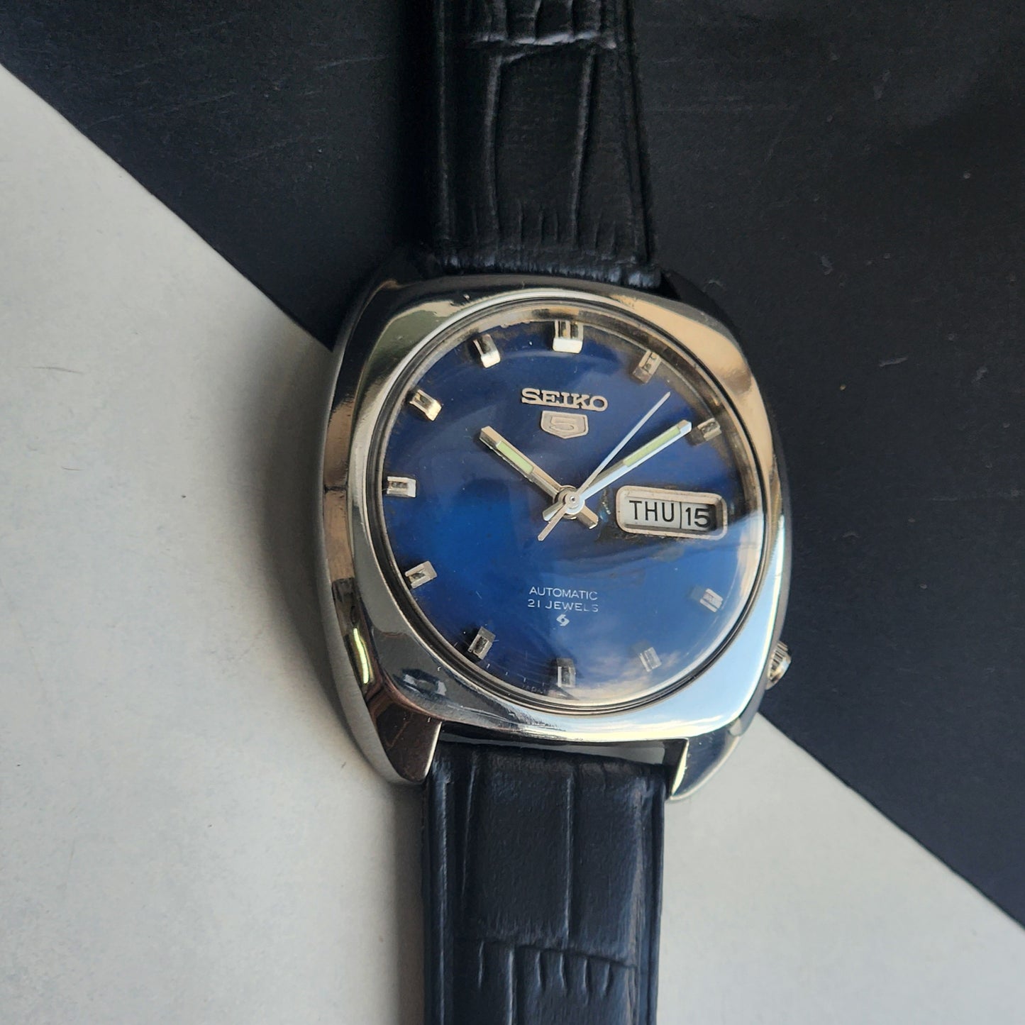 Vintage 1970 Original Seiko 5 Automatic 6119-7103 Blue Face 17 Jewels Black Leather Strap Day-Date Japanese Men's Wrist Watch EG219