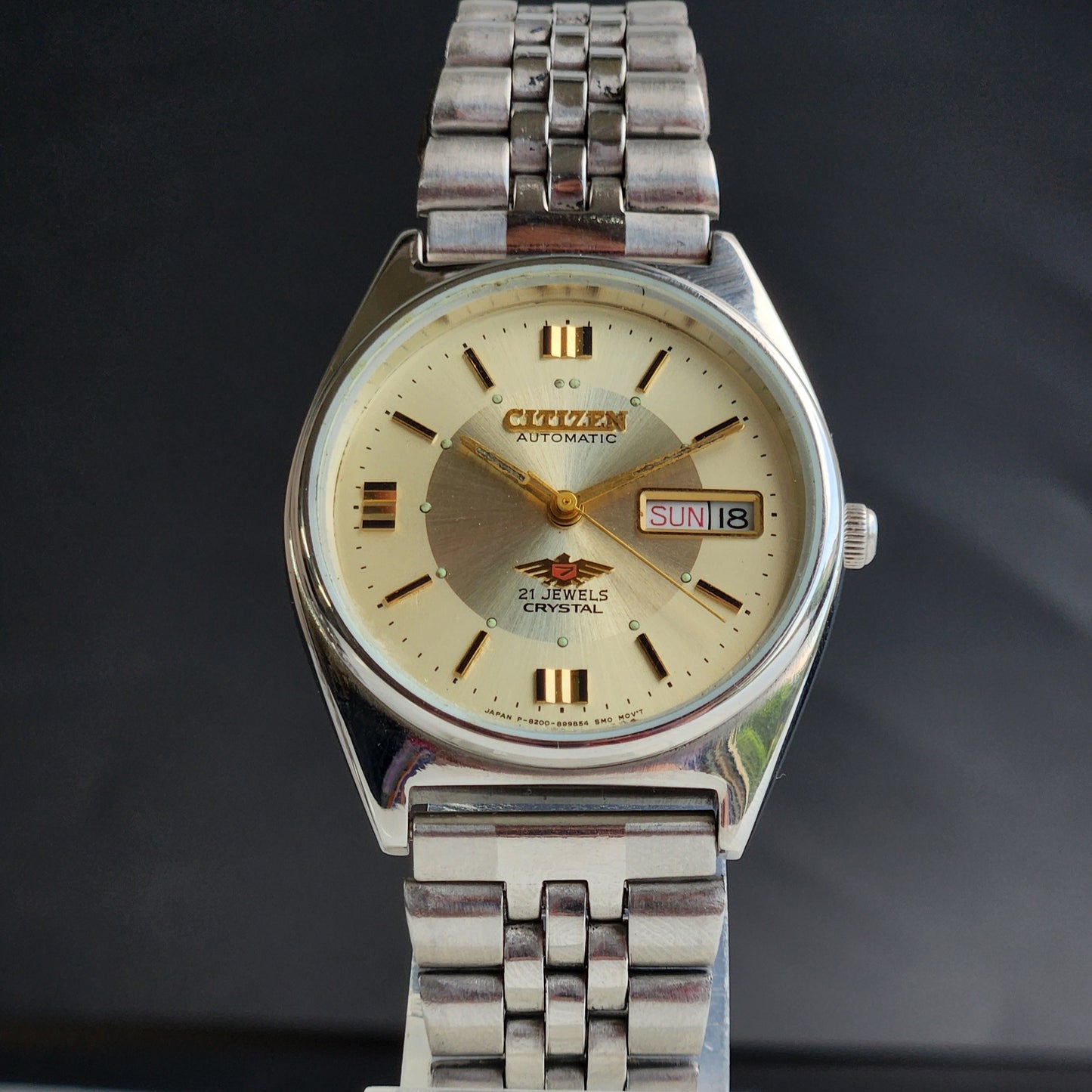 Vintage 1981 Original Citizen Automatic 8200 Golden Face 21 Jewels Day-Date Japanese Men's Wrist Watch EA50
