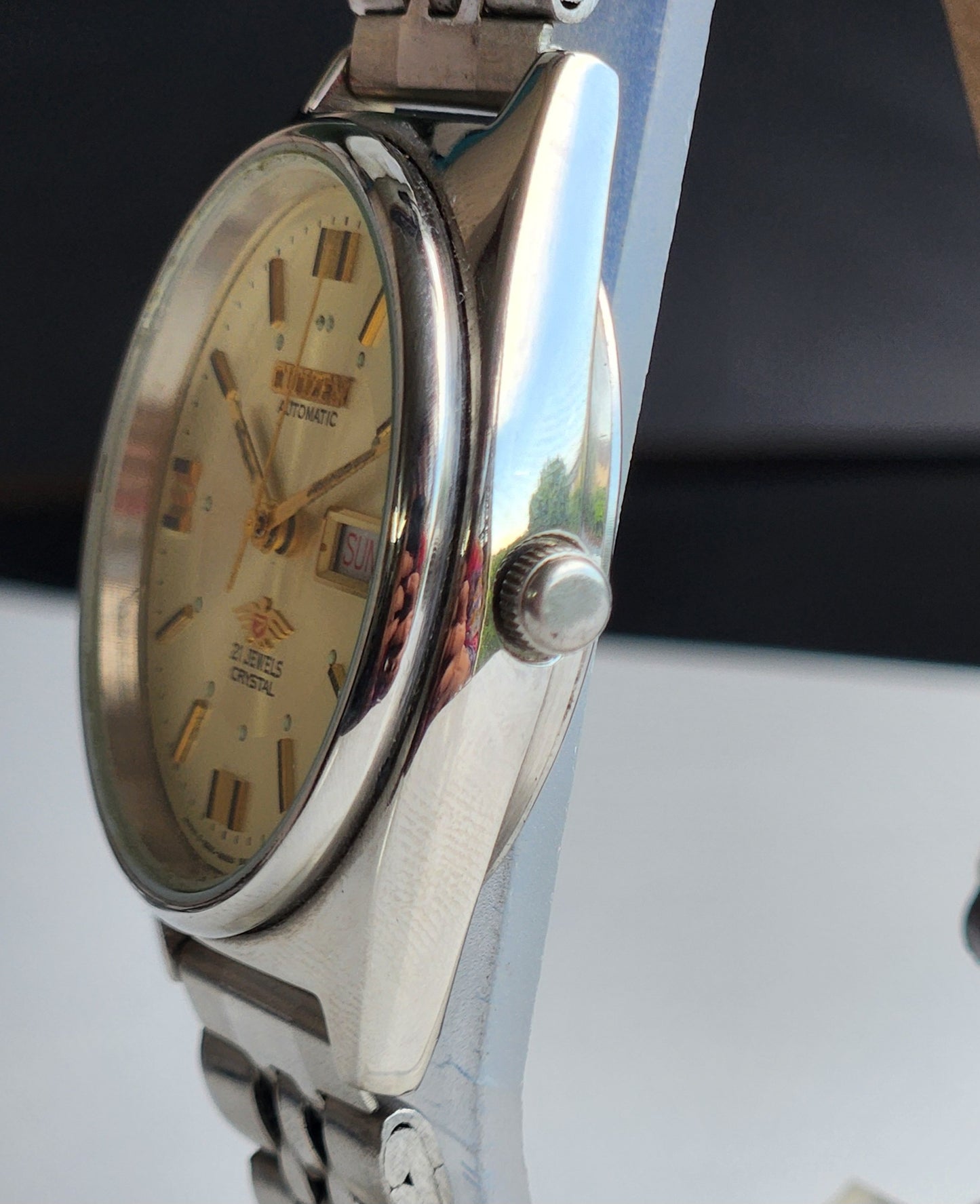 Vintage 1981 Original Citizen Automatic 8200 Golden Face 21 Jewels Day-Date Japanese Men's Wrist Watch EA50