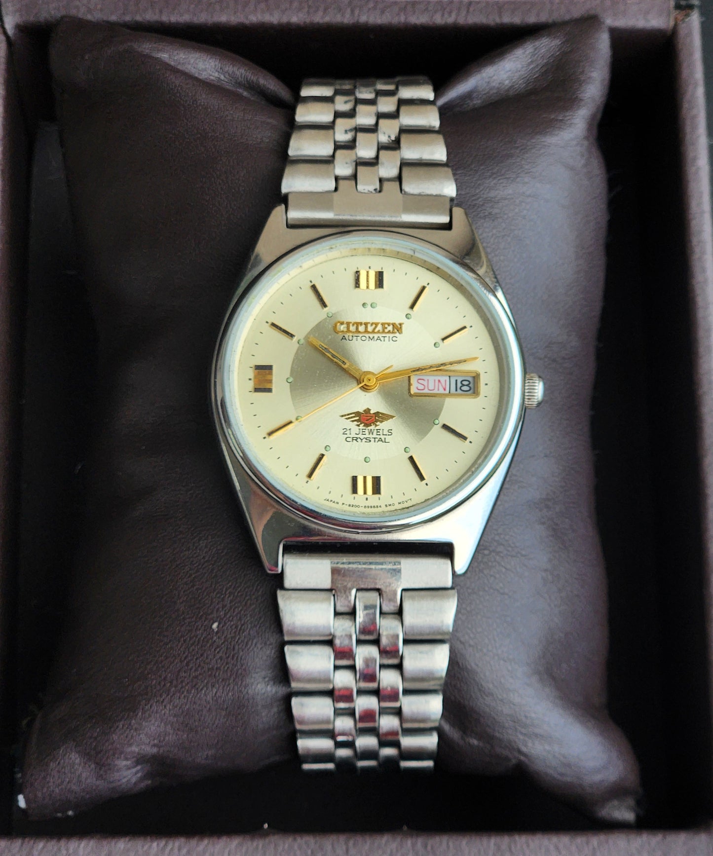 Vintage 1981 Original Citizen Automatic 8200 Golden Face 21 Jewels Day-Date Japanese Men's Wrist Watch EA50