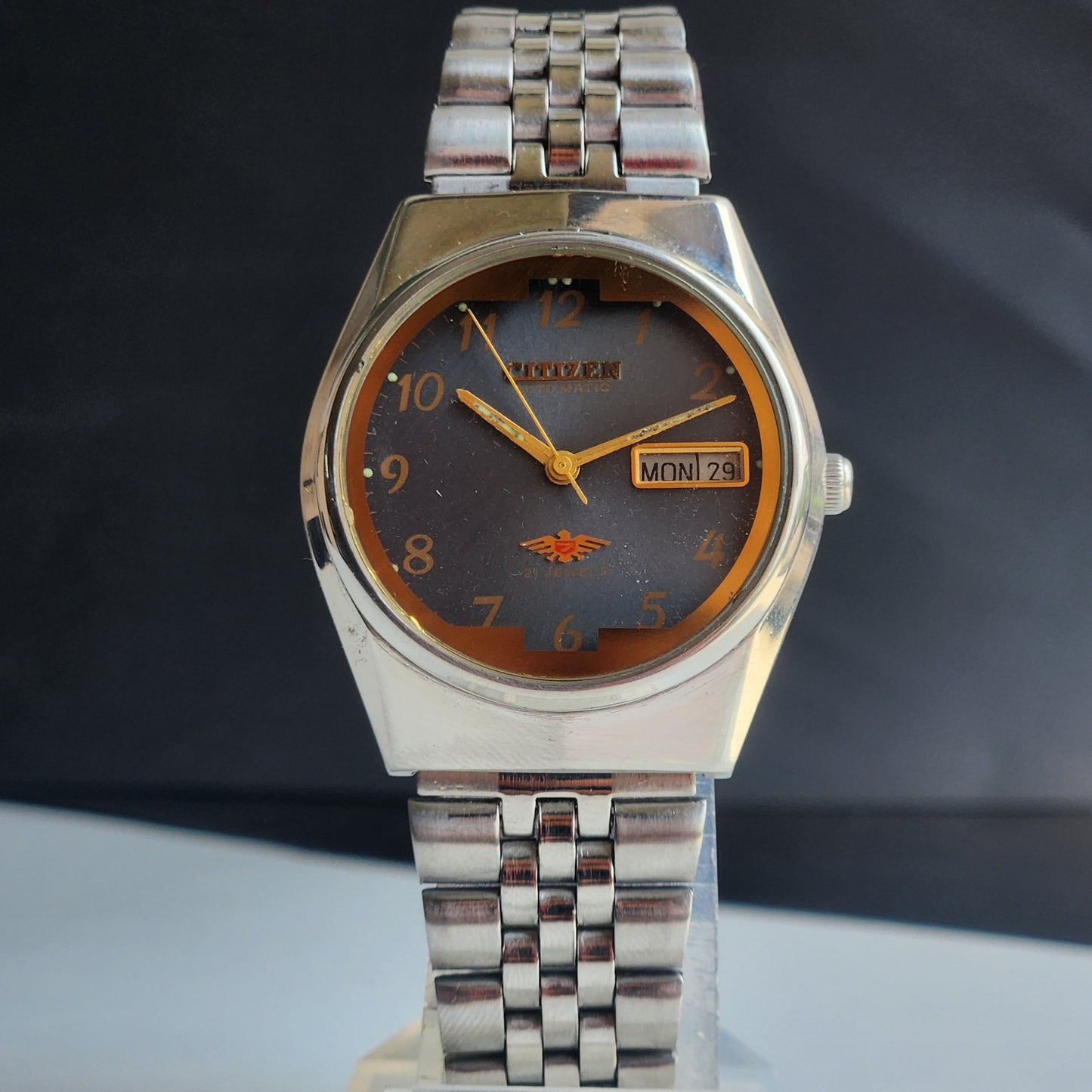 Vintage 1977 Original Citizen Automatic 8200 Blue Face 21 Jewels Day-Date Japanese Men's Wrist Watch EA46