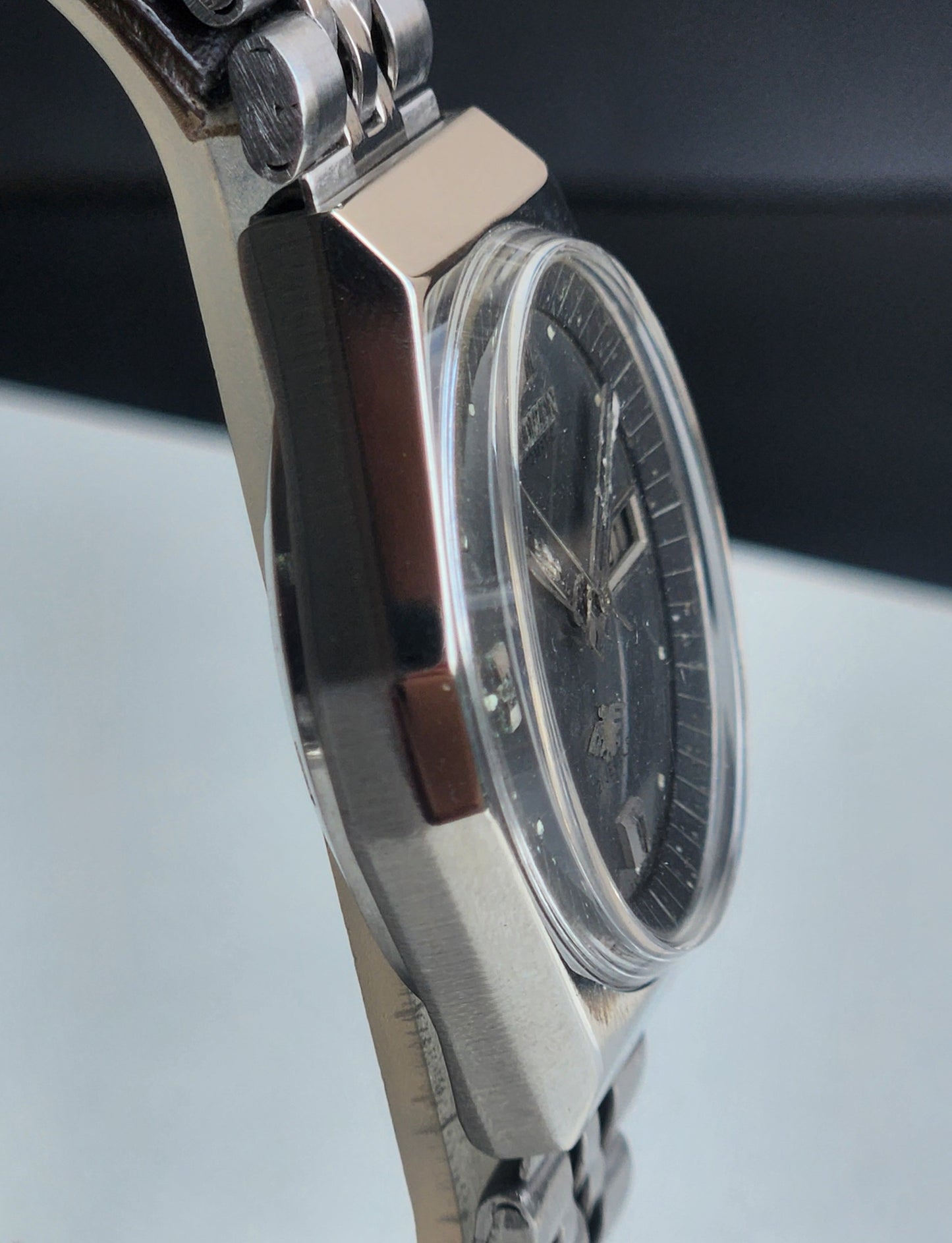 Vintage 1983 Original Citizen Automatic 8200 Grey Face 21 Jewels Day-Date Japanese Men's Wrist Watch EA47