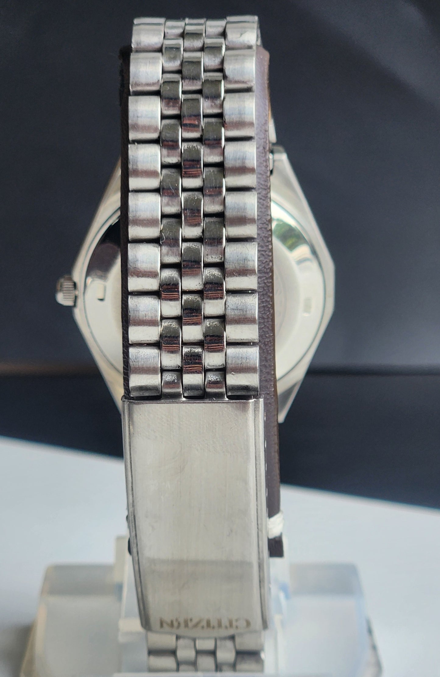 Vintage 1983 Original Citizen Automatic 8200 Grey Face 21 Jewels Day-Date Japanese Men's Wrist Watch EA47