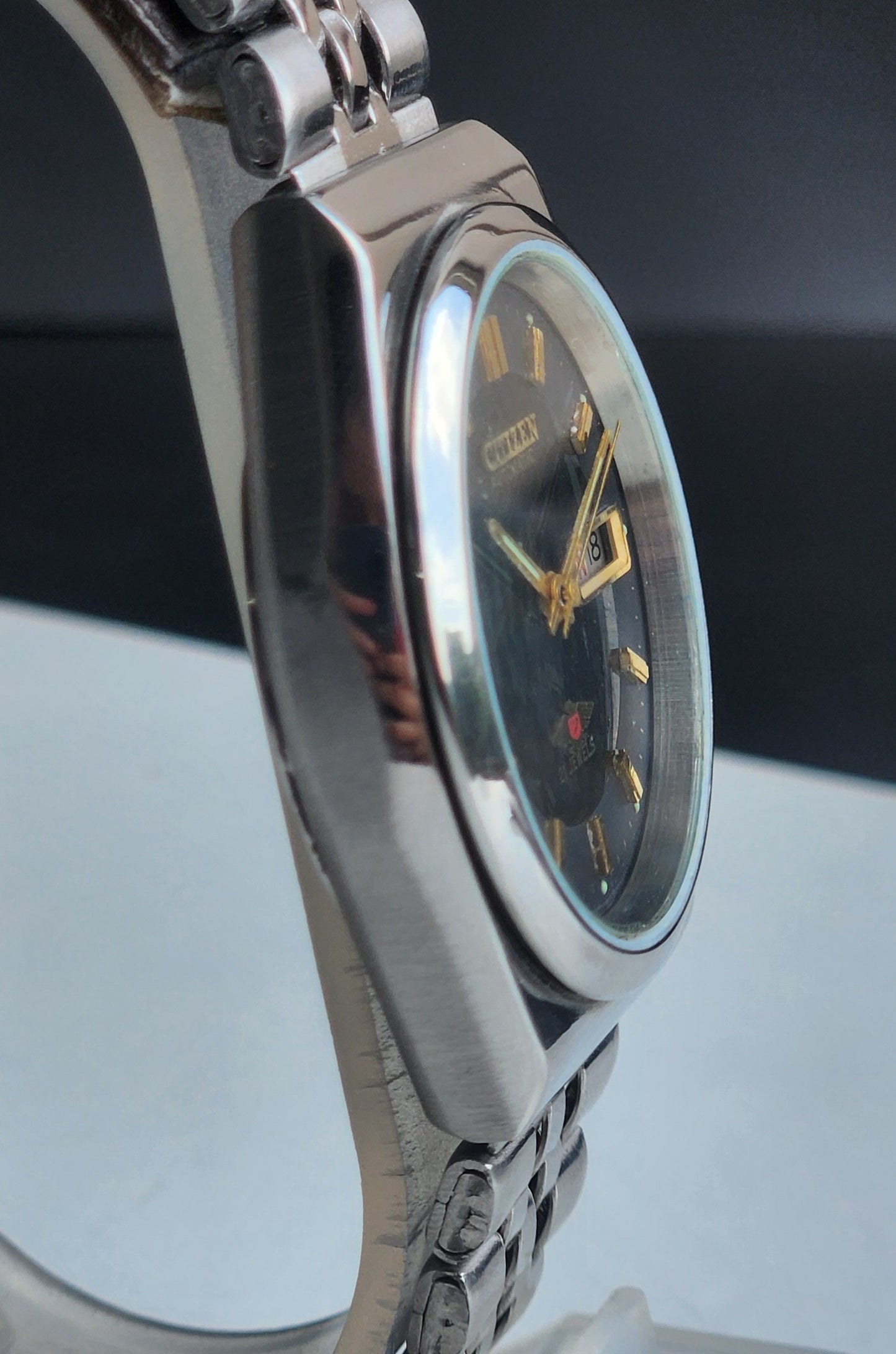 Vintage 1982 Original Citizen Automatic 8200 Black Face 21 Jewels Day-Date Japanese Men's Wrist Watch EA48
