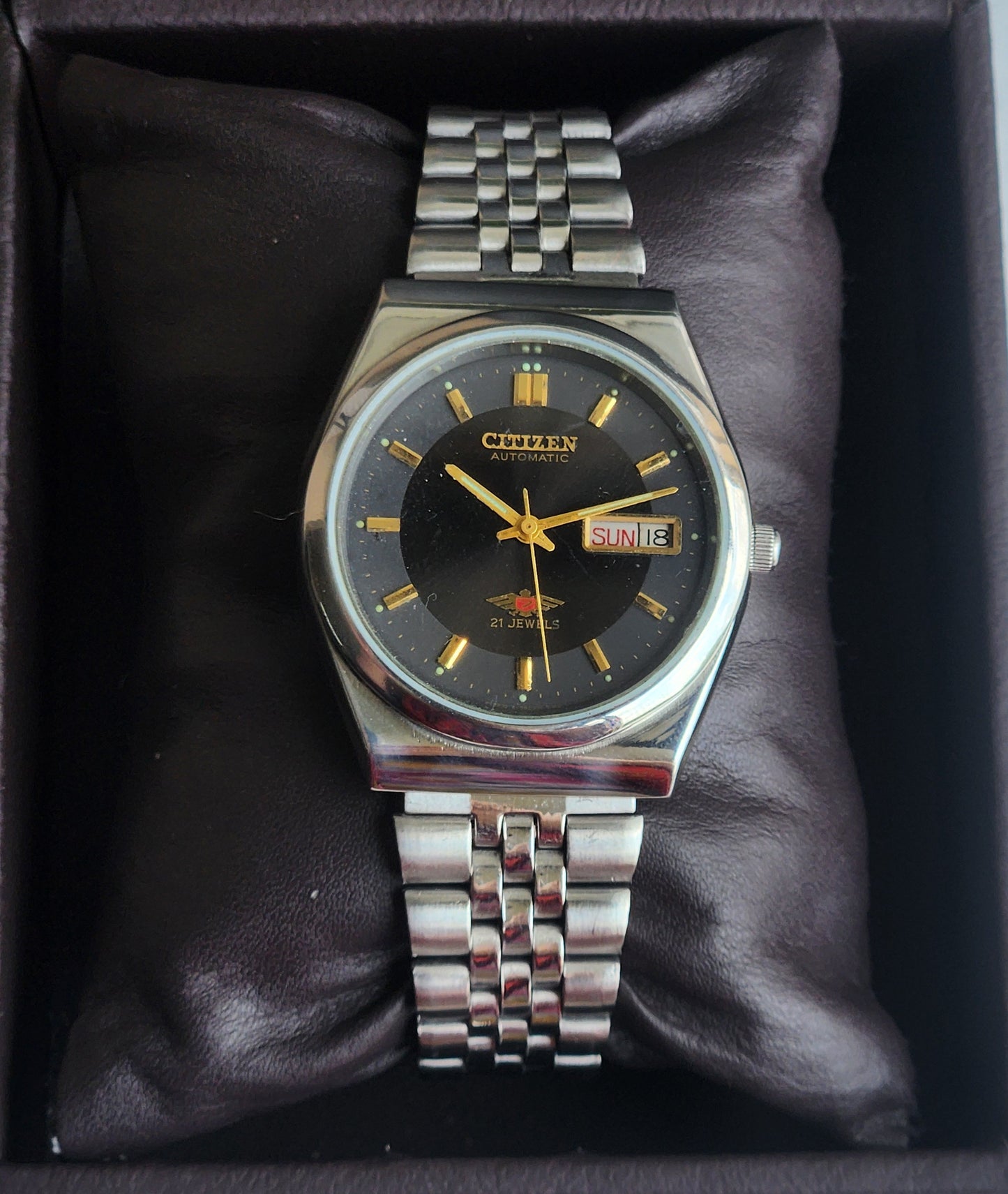 Vintage 1982 Original Citizen Automatic 8200 Black Face 21 Jewels Day-Date Japanese Men's Wrist Watch EA48