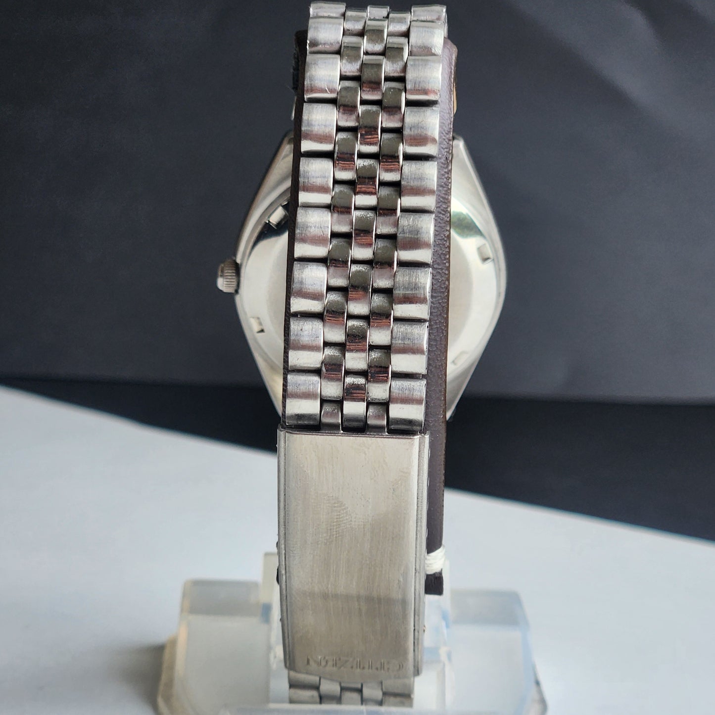 Vintage 1977 Original Citizen Automatic 8200 Black Face 21 Jewels Day-Date Japanese Men's Wrist Watch EA49