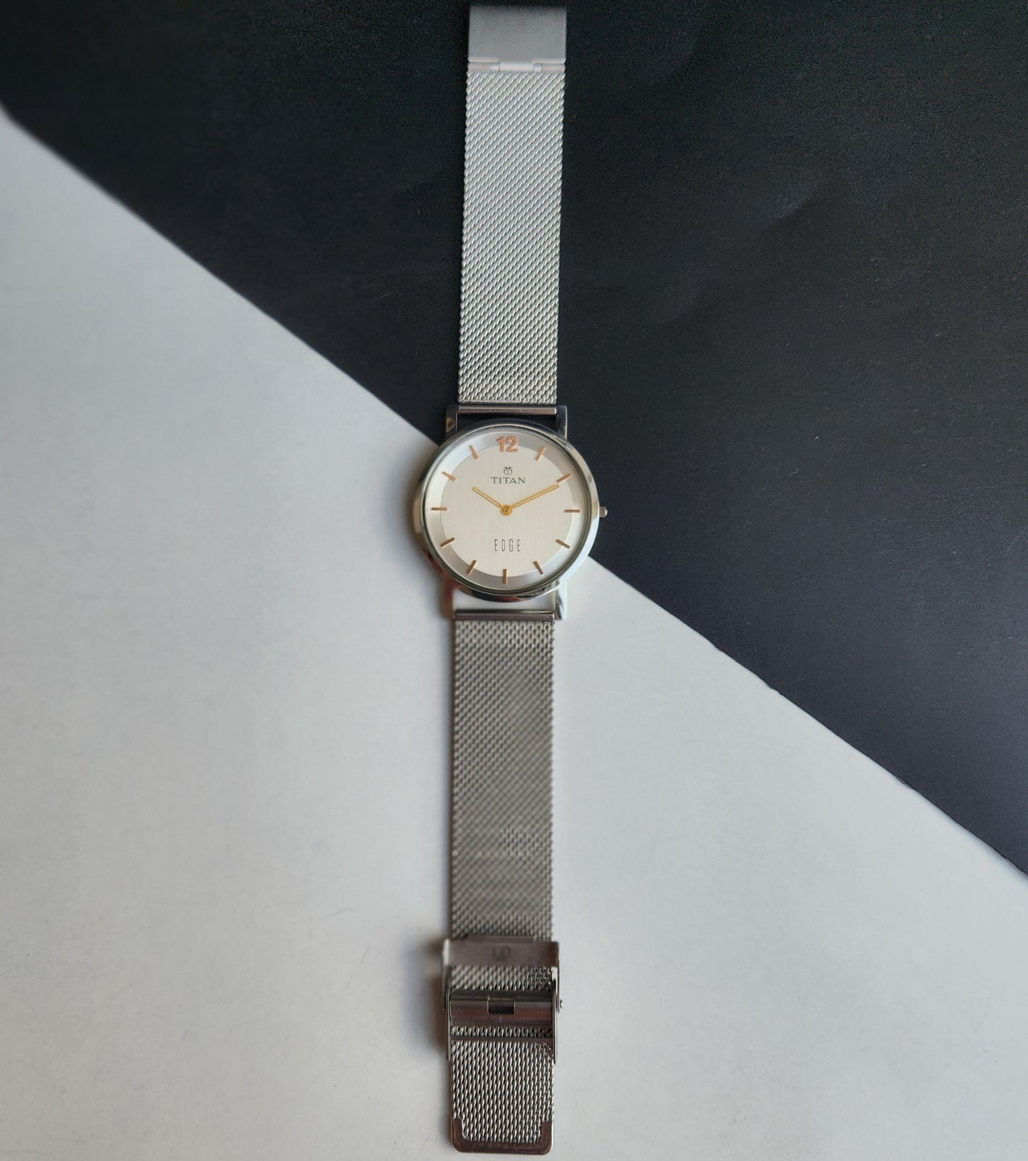 Original TITAN EDGE 1595WAA34 Round White Face 38MM Case Men's Watch H88