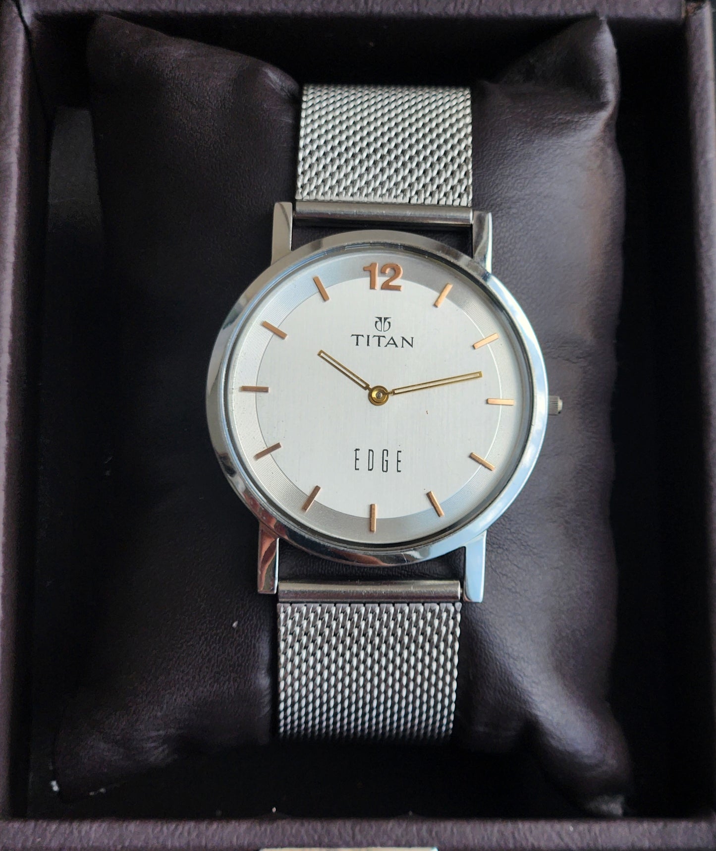 Original TITAN EDGE 1595WAA34 Round White Face 38MM Case Men's Watch H88