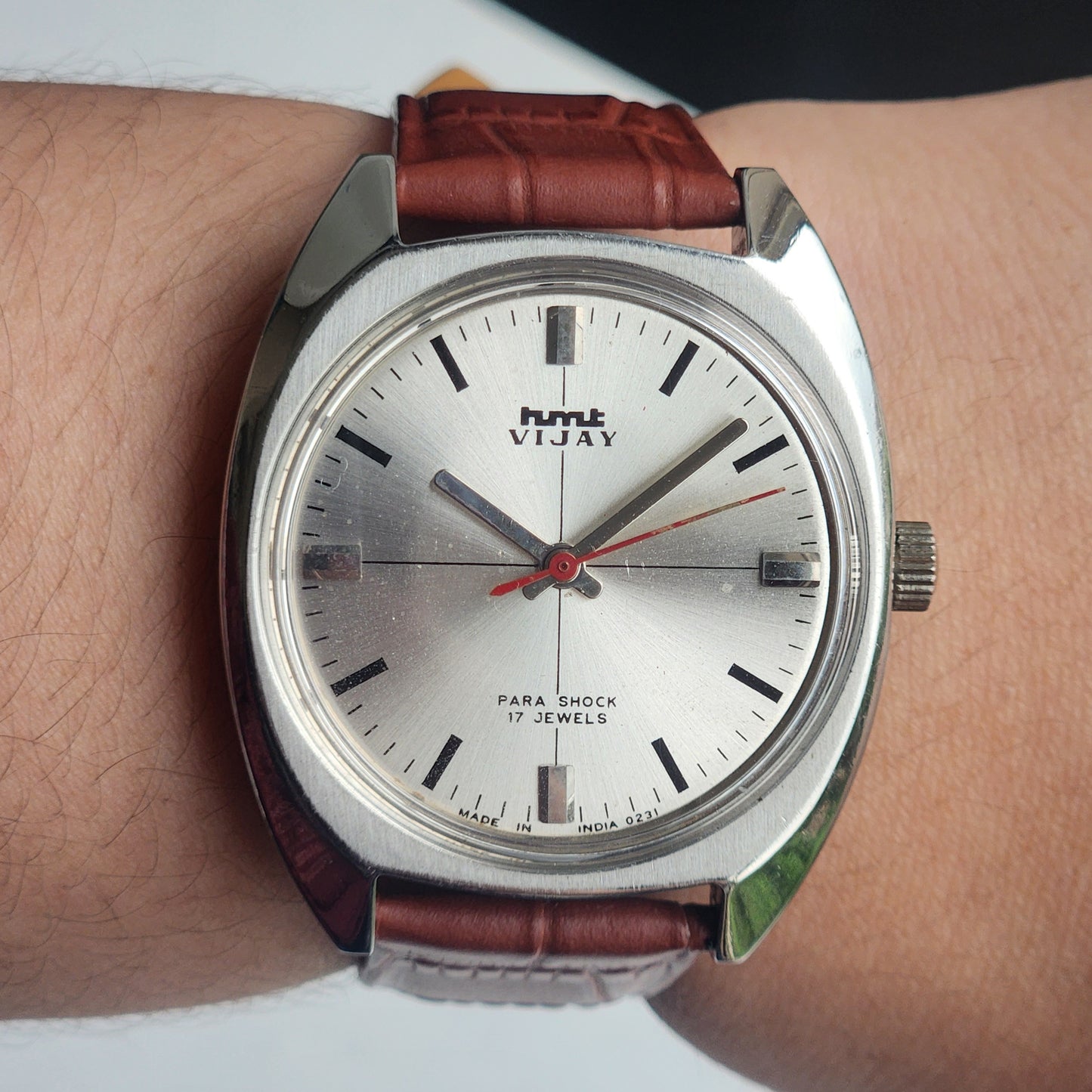 Vintage Original HMT Vijay Hand Winding 17 Jewels Silver Face Tan Leather Strap Men's Wrist Watch I16