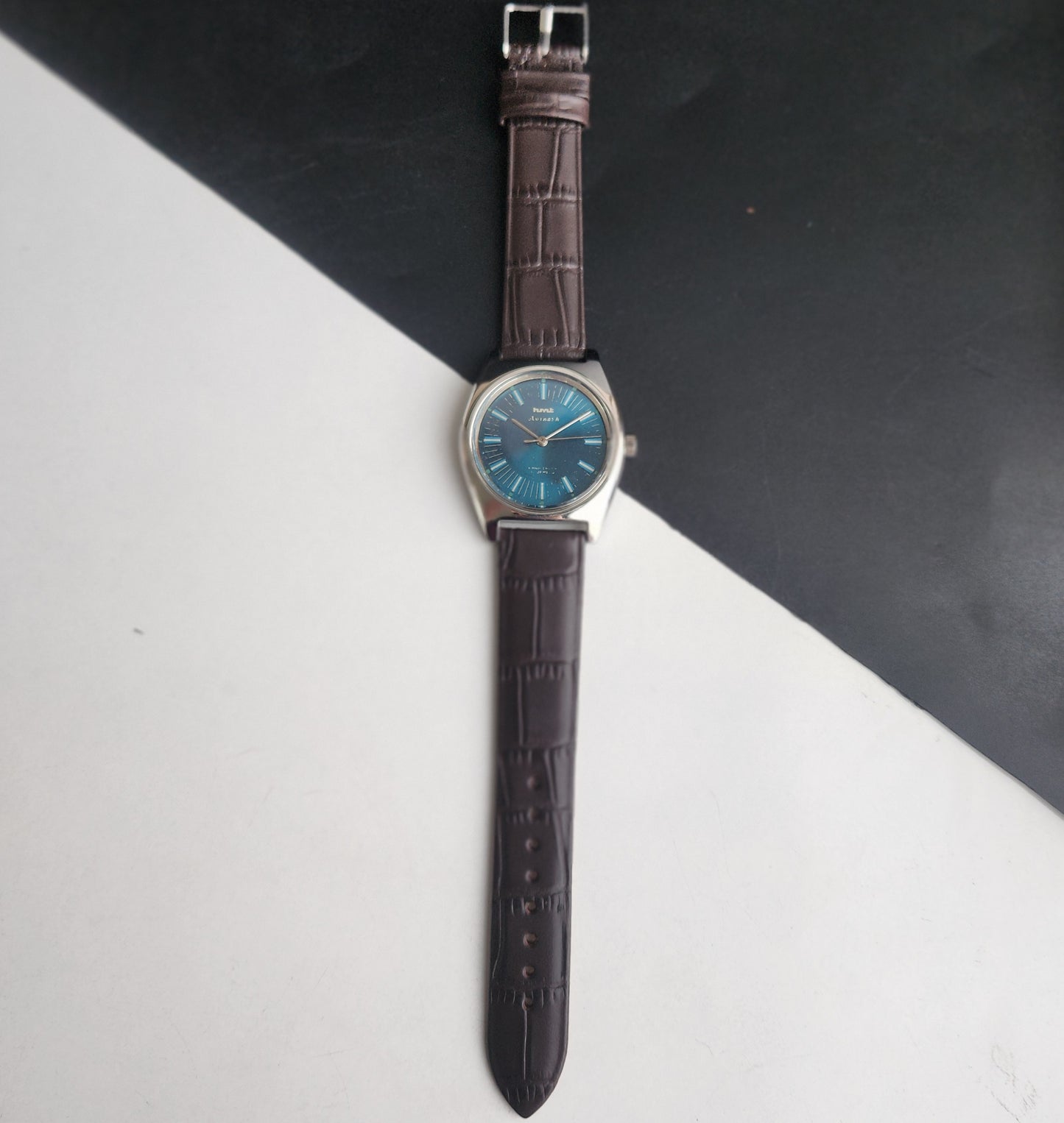 Vintage Original HMT Avinash Hand Winding 17 Jewels Blue Face Brown Leather Strap Men's Wrist Watch I22