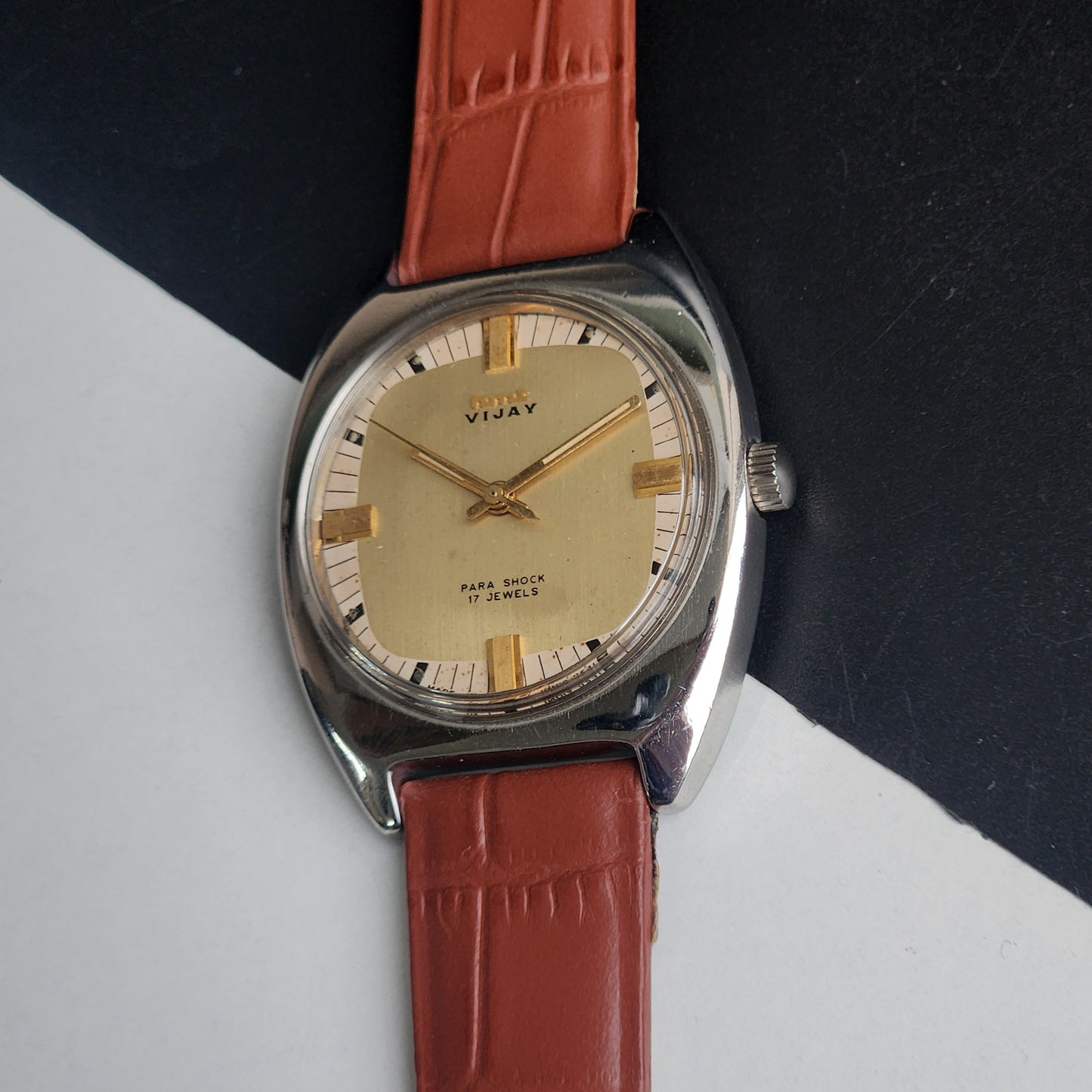 Vintage Original HMT Vijay Hand Winding 17 Jewels Golden Face Tan Leather Strap Men's Wrist Watch I29