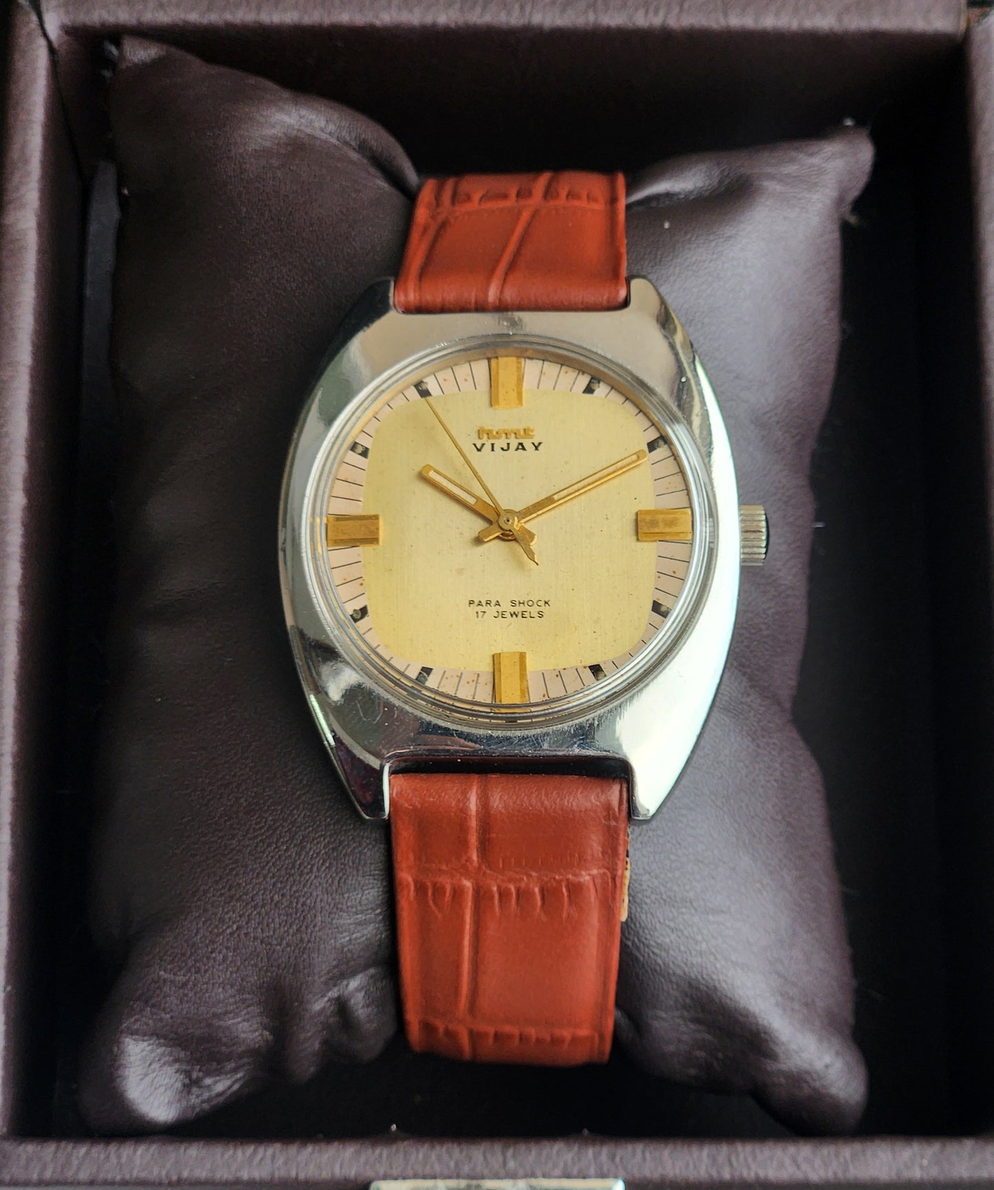 Vintage Original HMT Vijay Hand Winding 17 Jewels Golden Face Tan Leather Strap Men's Wrist Watch I29
