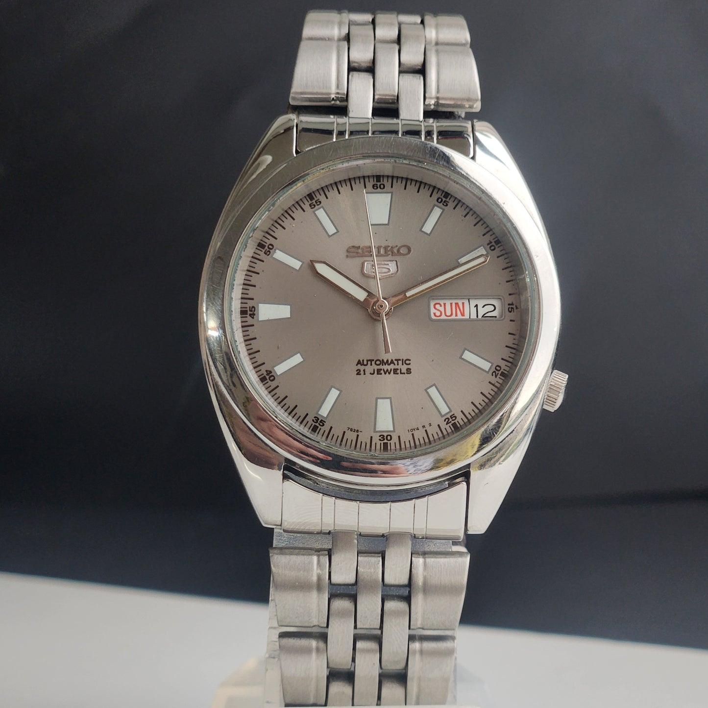 Vintage Original Seiko 5 Automatic 7S26-00X0 Grey Face 21 Jewels With Exhibition Back Day-Date Japanese Men's Wrist Watch I50