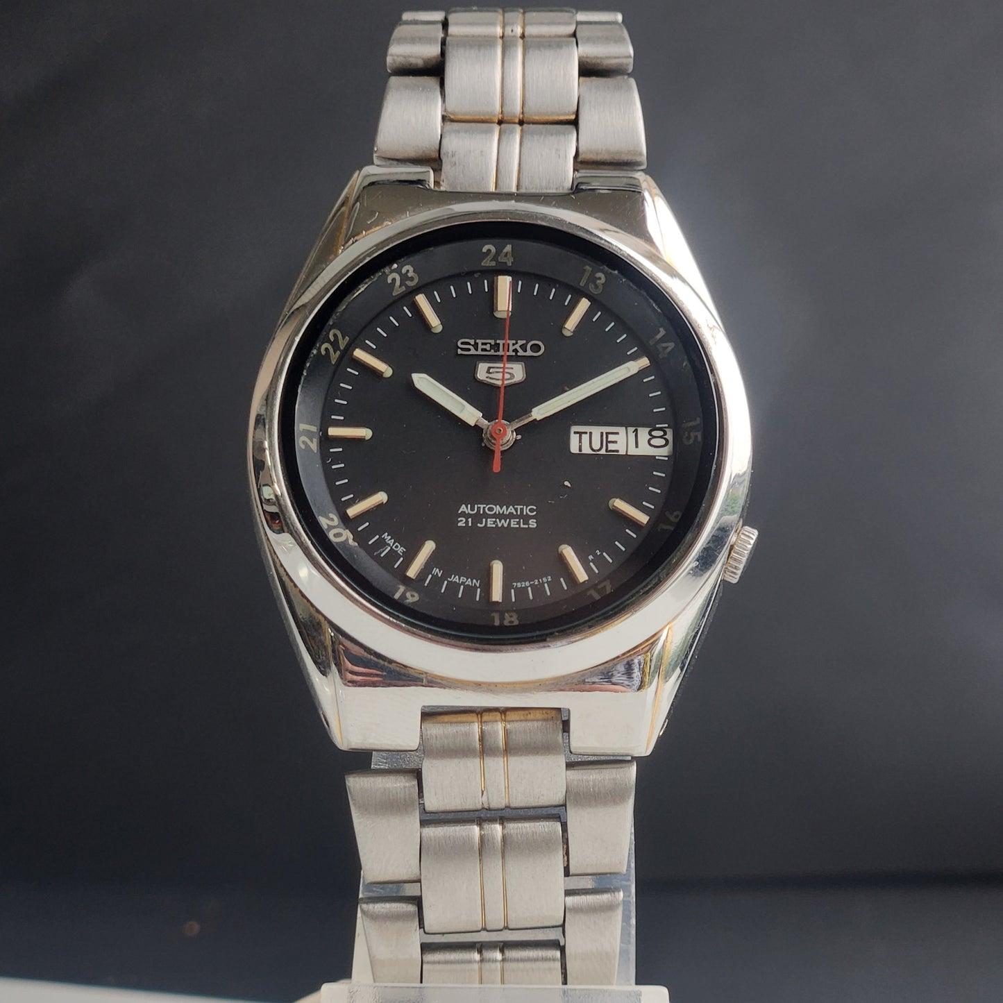 Vintage Original Seiko 5 Automatic 7S26 Black Face 21 Jewels With Exhibition Back Day-Date Japanese Men's Wrist Watch I52