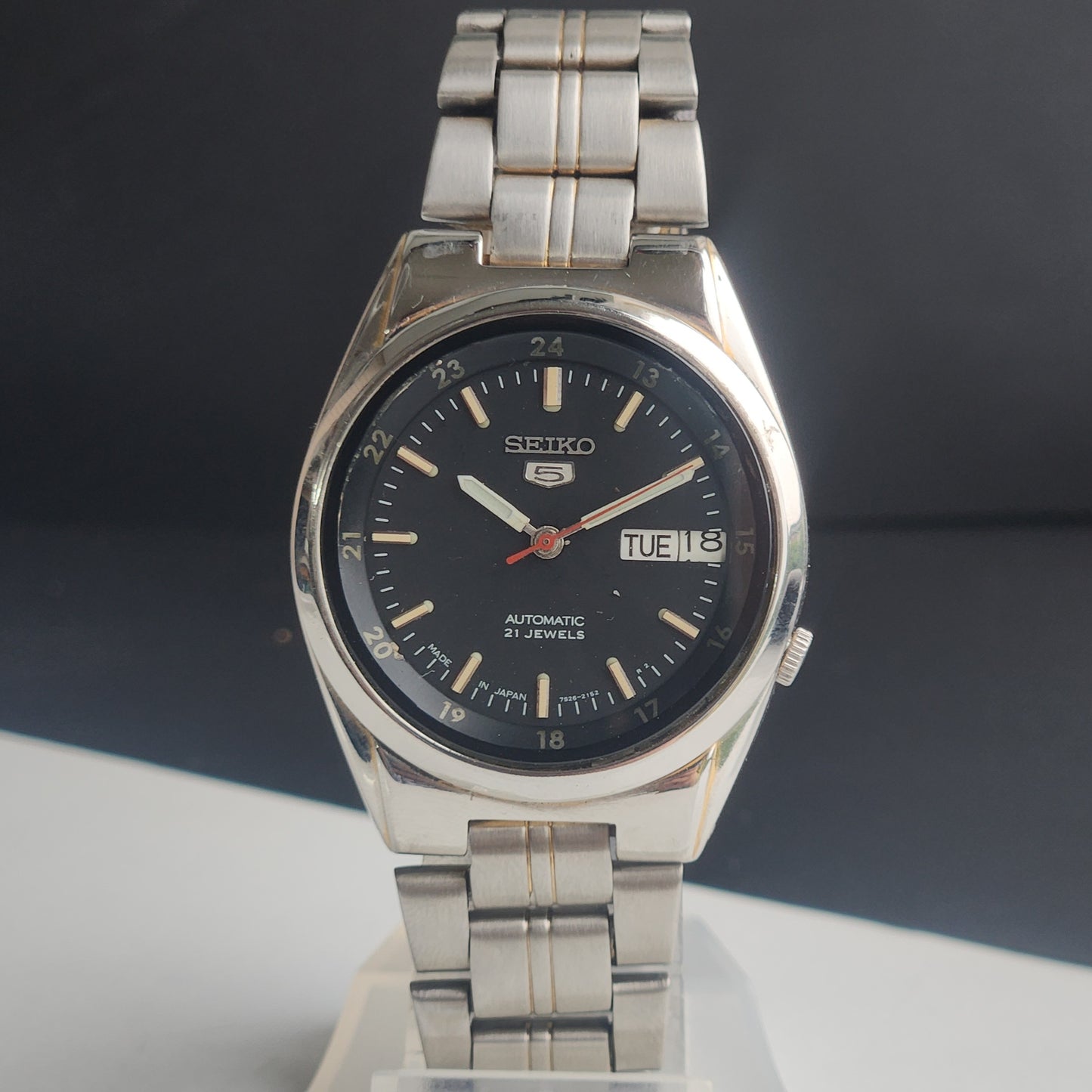 Vintage Original Seiko 5 Automatic 7S26 Black Face 21 Jewels With Exhibition Back Day-Date Japanese Men's Wrist Watch I52