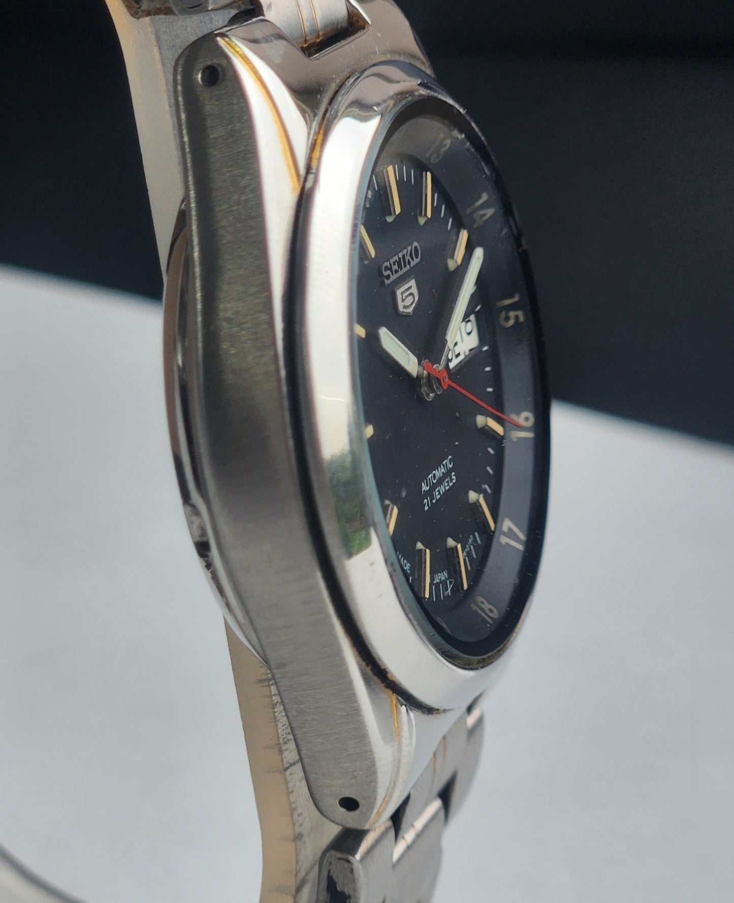 Vintage Original Seiko 5 Automatic 7S26 Black Face 21 Jewels With Exhibition Back Day-Date Japanese Men's Wrist Watch I52