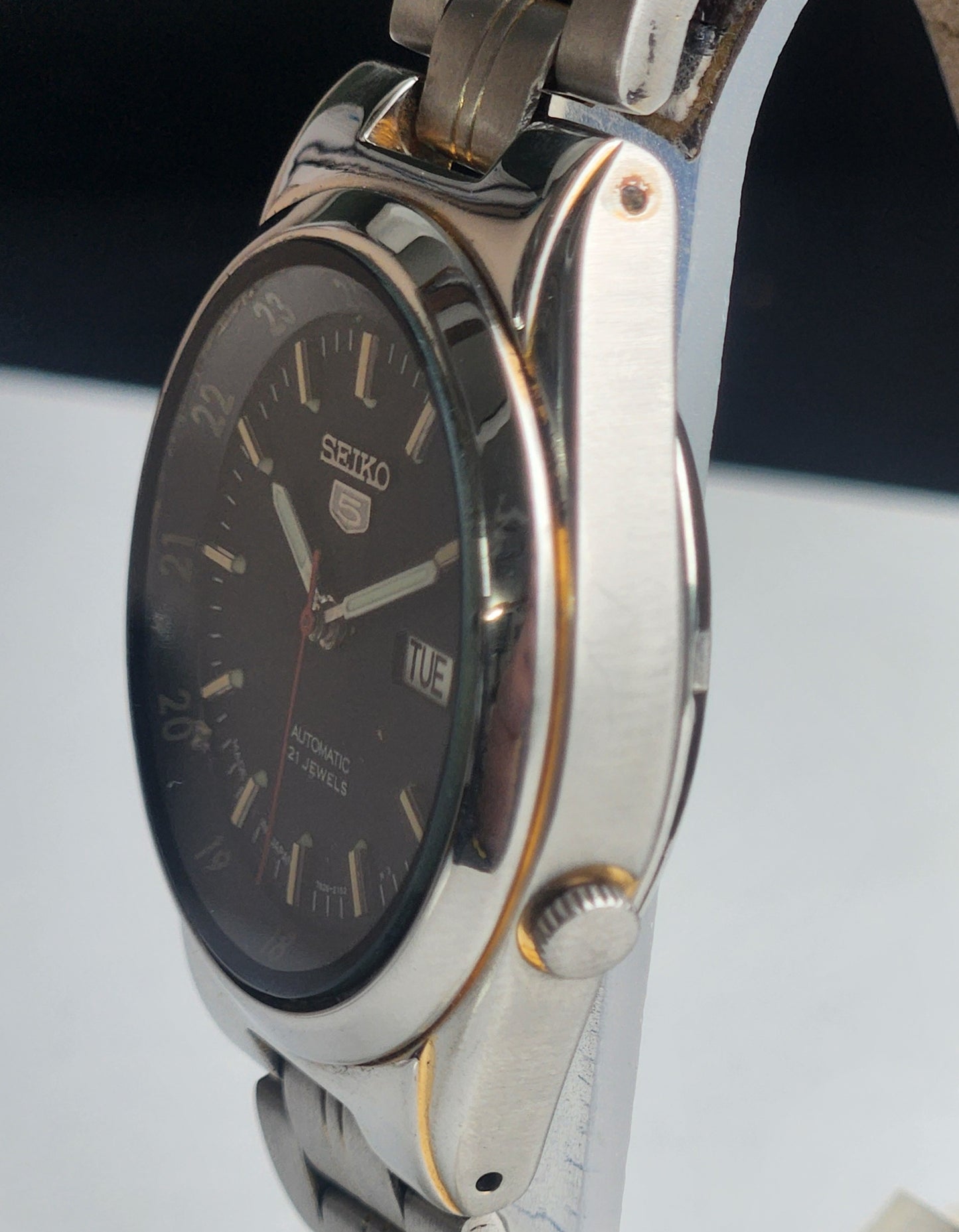 Vintage Original Seiko 5 Automatic 7S26 Black Face 21 Jewels With Exhibition Back Day-Date Japanese Men's Wrist Watch I52