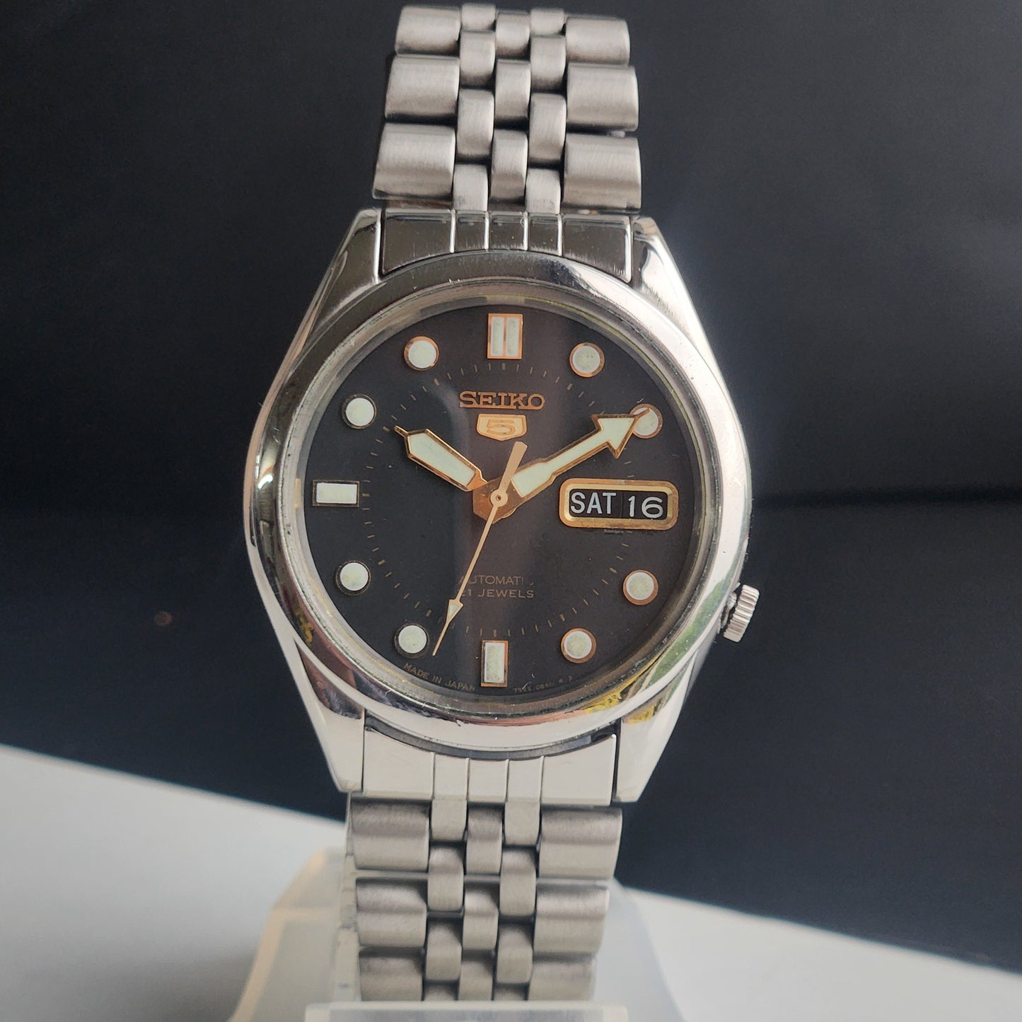 Vintage Original Seiko 5 Automatic 7S26-0480 Black Face 21 Jewels With Exhibition Back Day-Date Japanese Men's Wrist Watch I53