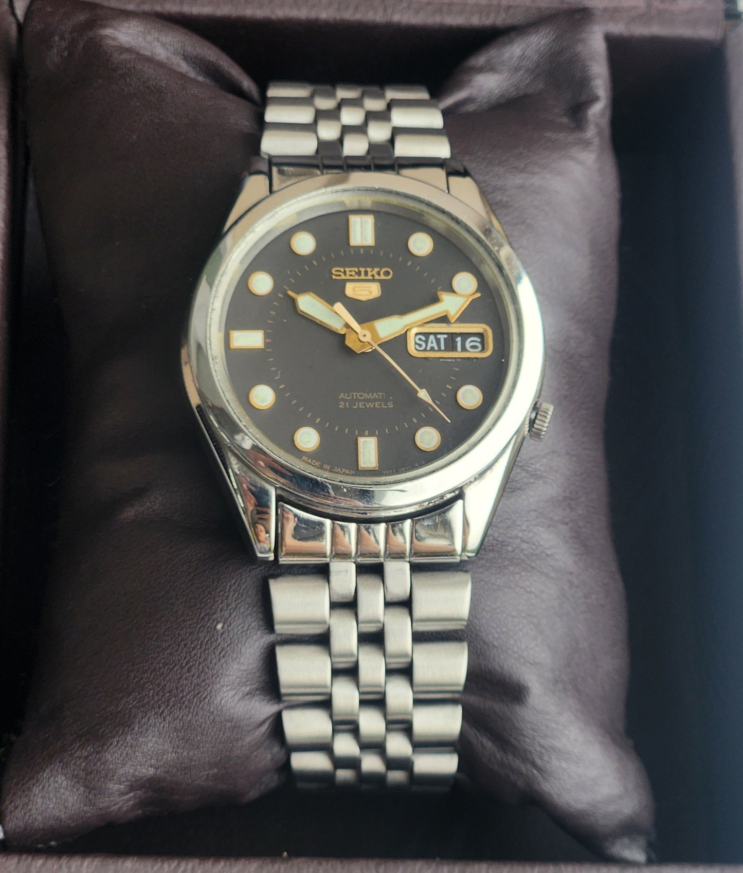 Vintage Original Seiko 5 Automatic 7S26-0480 Black Face 21 Jewels With Exhibition Back Day-Date Japanese Men's Wrist Watch I53