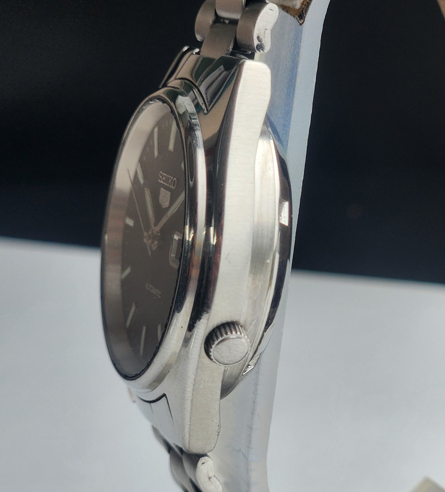 Vintage Original Seiko 5 Automatic 7S26-0560 Black Face 21 Jewels With Exhibition Back Day-Date Japanese Men's Wrist Watch I54